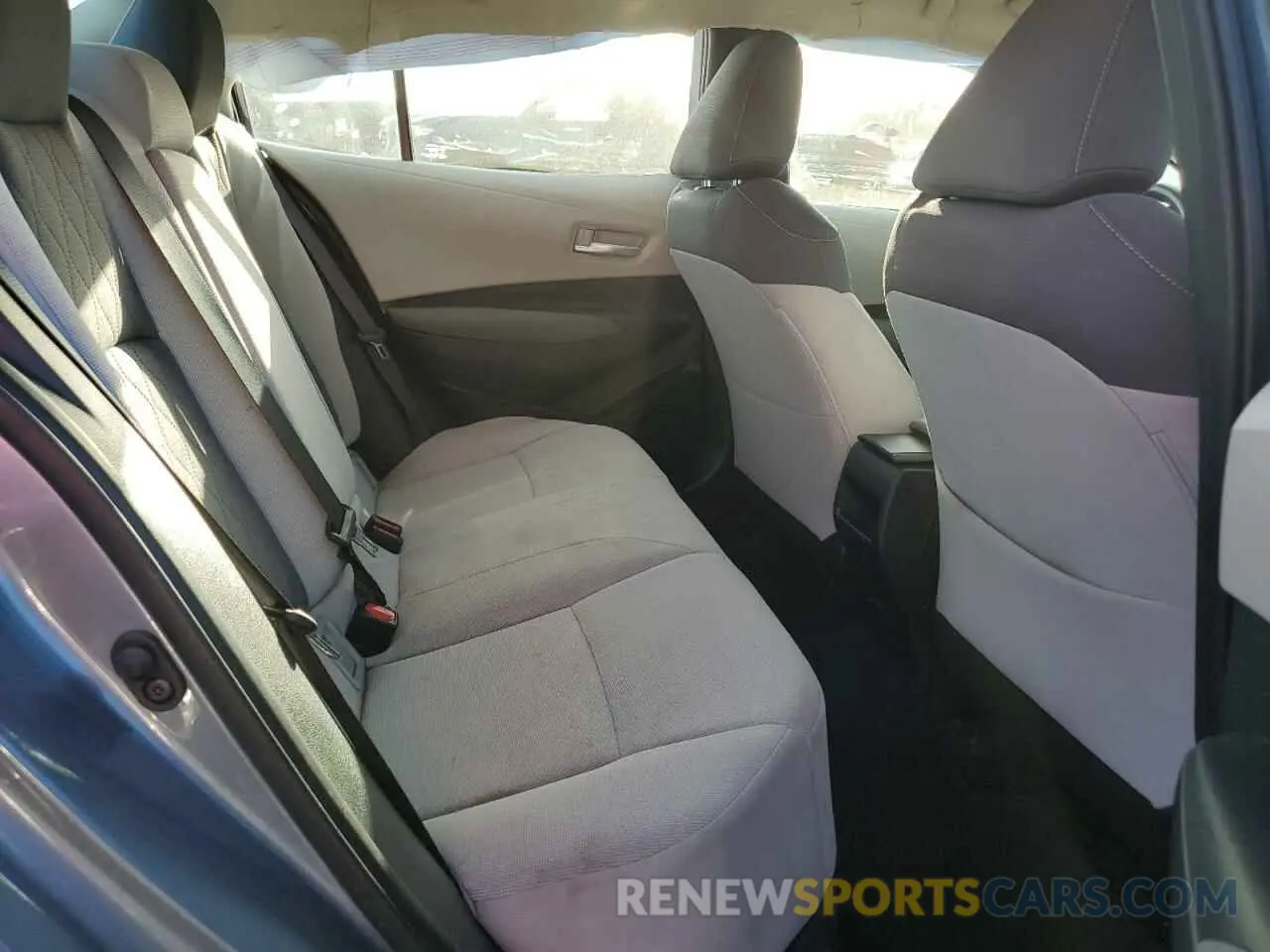 6 fotografías del automóvil dañado 5YFEPRAE3LP032760 TOYOTA COROLLA 2020