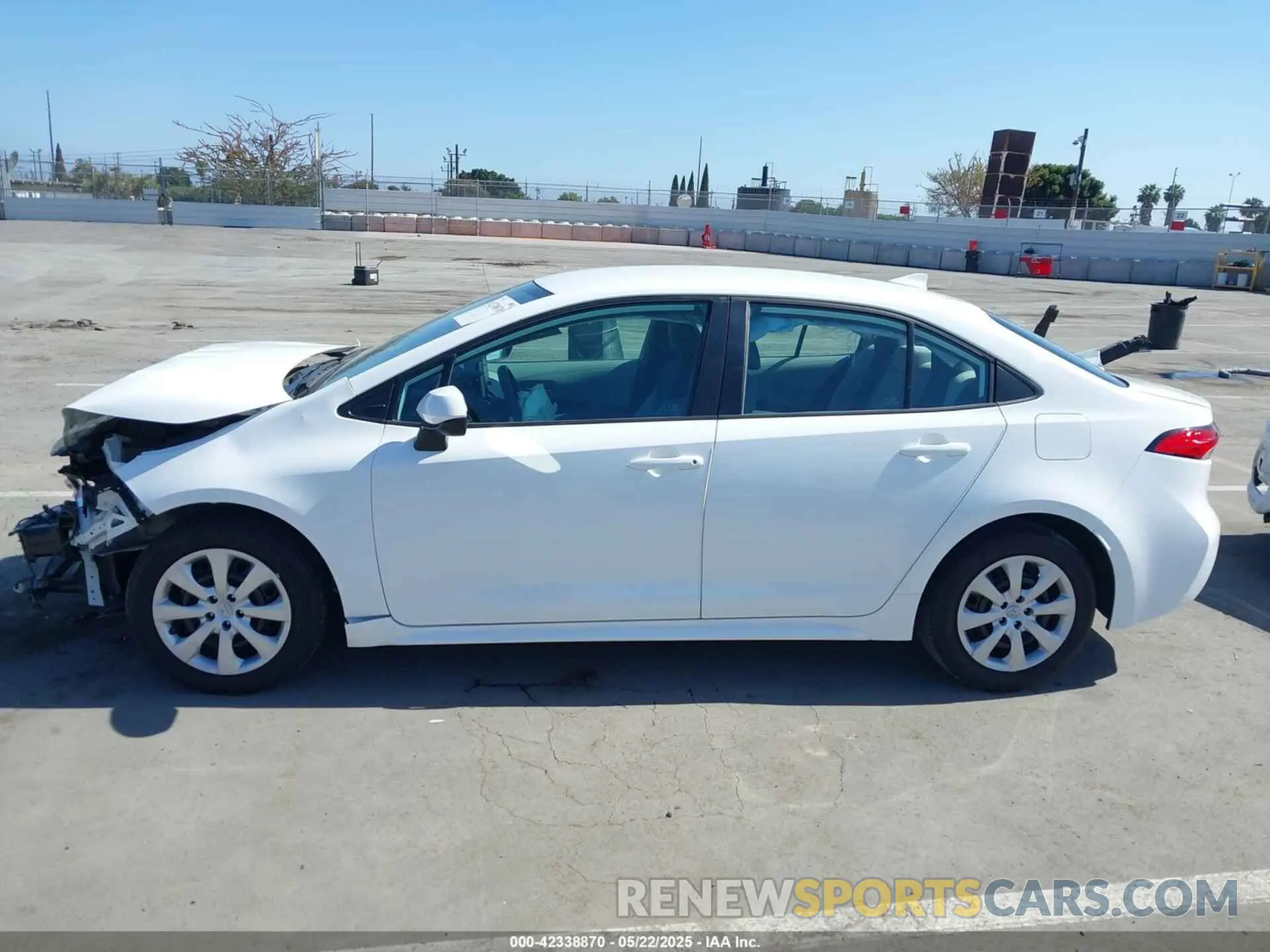 15 fotografías del automóvil dañado 5YFEPRAE3LP039367 TOYOTA COROLLA 2020