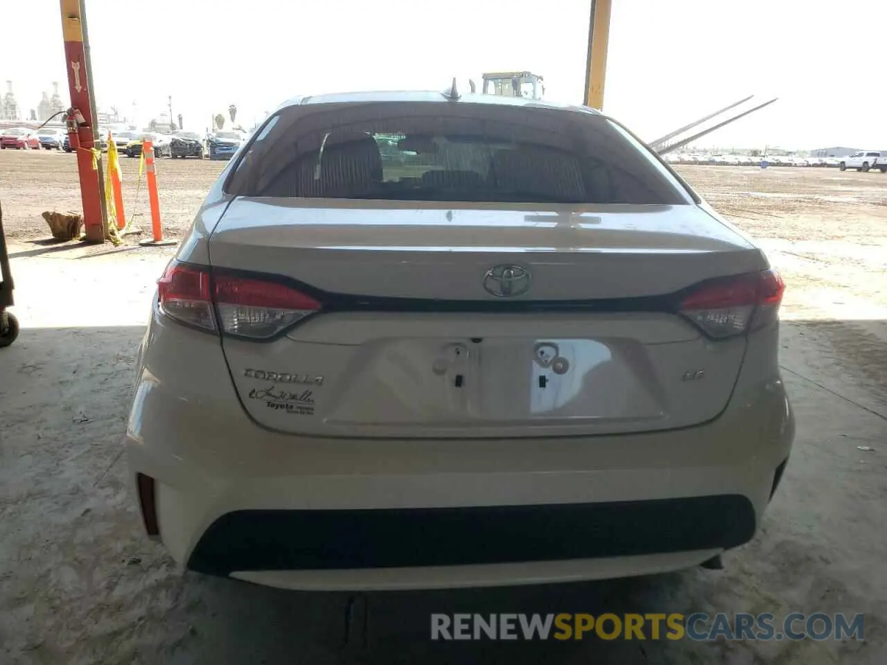6 fotografías del automóvil dañado 5YFEPRAE3LP061711 TOYOTA COROLLA 2020