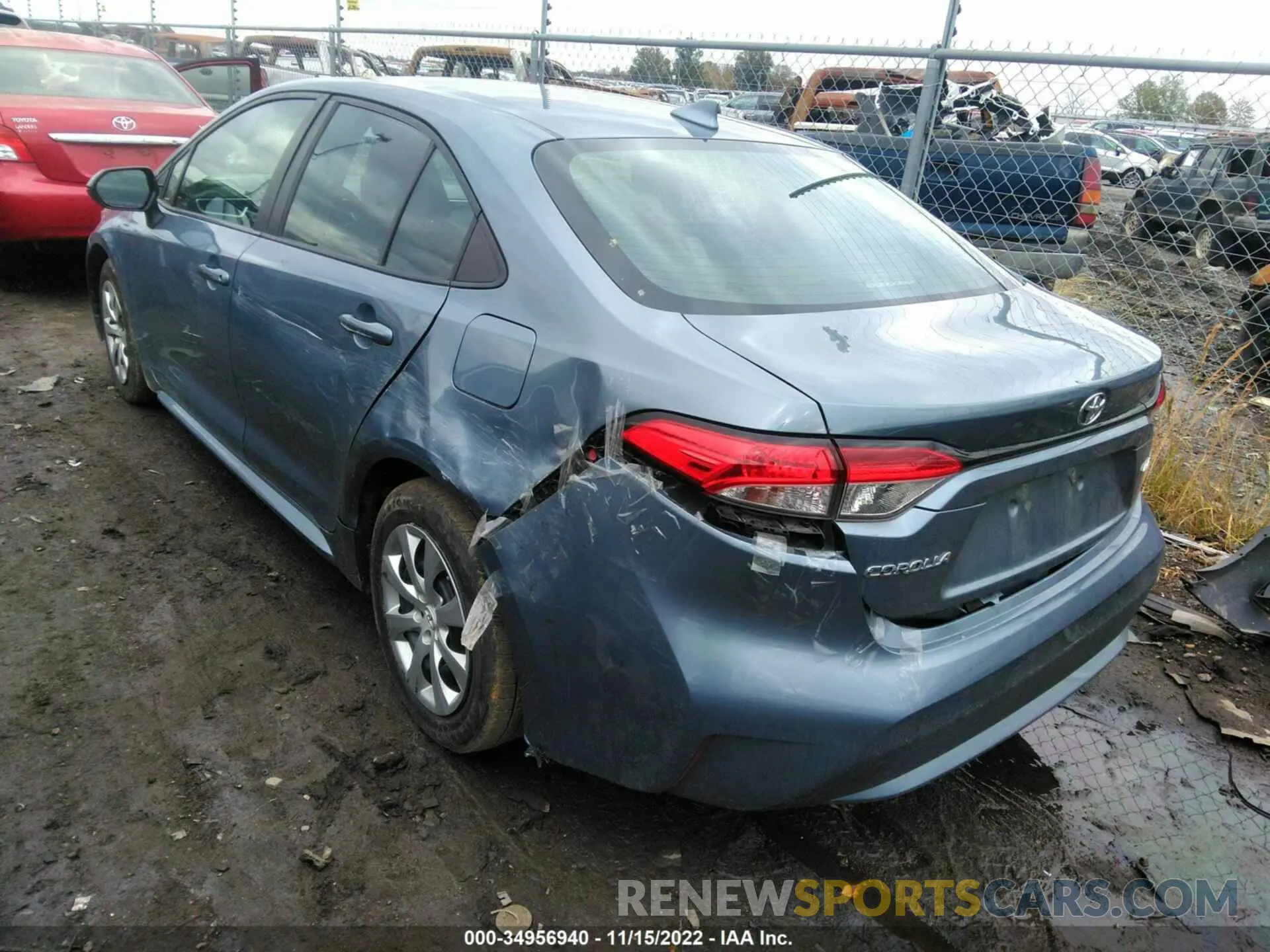 3 fotografías del automóvil dañado 5YFEPRAE3LP062115 TOYOTA COROLLA 2020