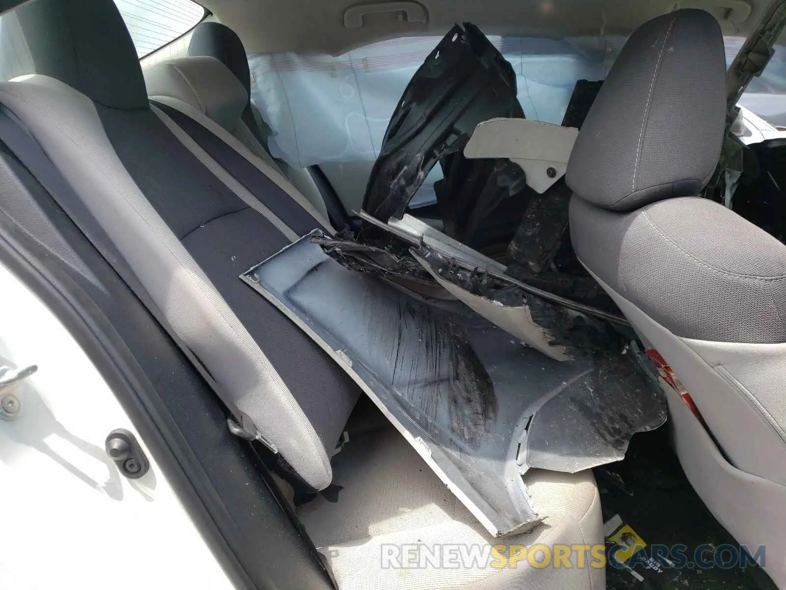 6 fotografías del automóvil dañado 5YFEPRAE3LP066665 TOYOTA COROLLA 2020