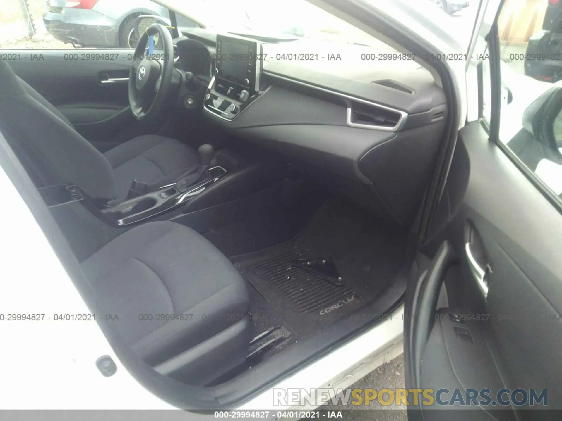 5 fotografías del automóvil dañado 5YFEPRAE3LP070084 TOYOTA COROLLA 2020