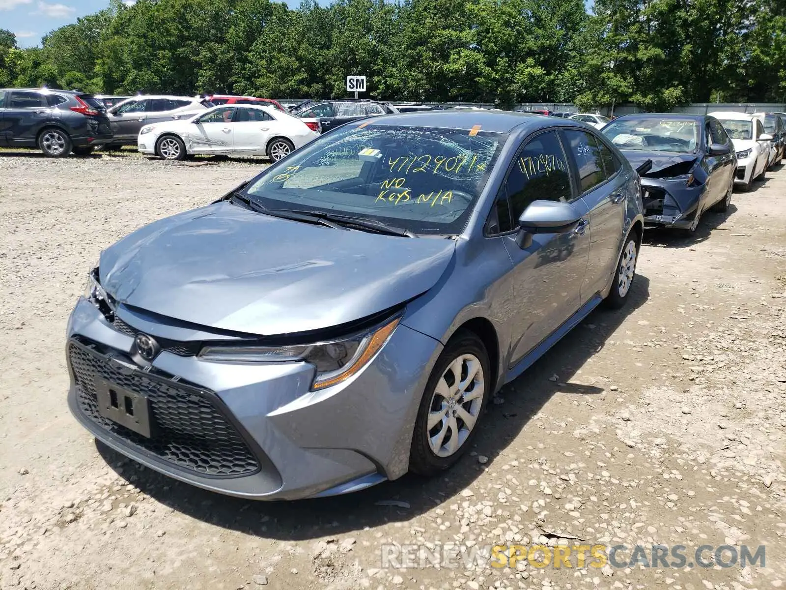 2 fotografías del automóvil dañado 5YFEPRAE3LP078122 TOYOTA COROLLA 2020