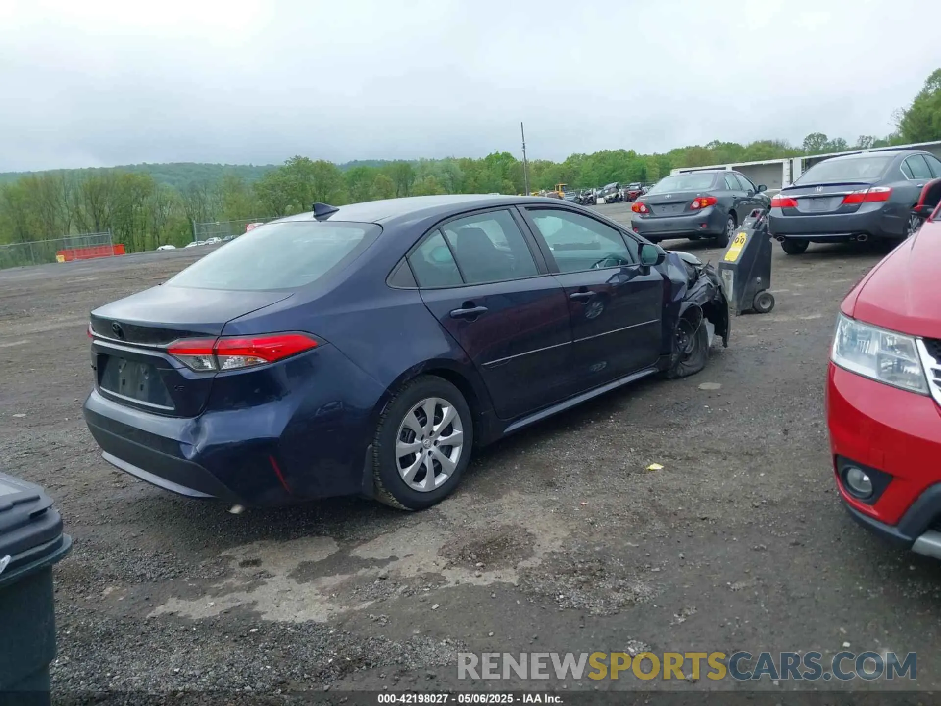 4 fotografías del automóvil dañado 5YFEPRAE3LP084227 TOYOTA COROLLA 2020