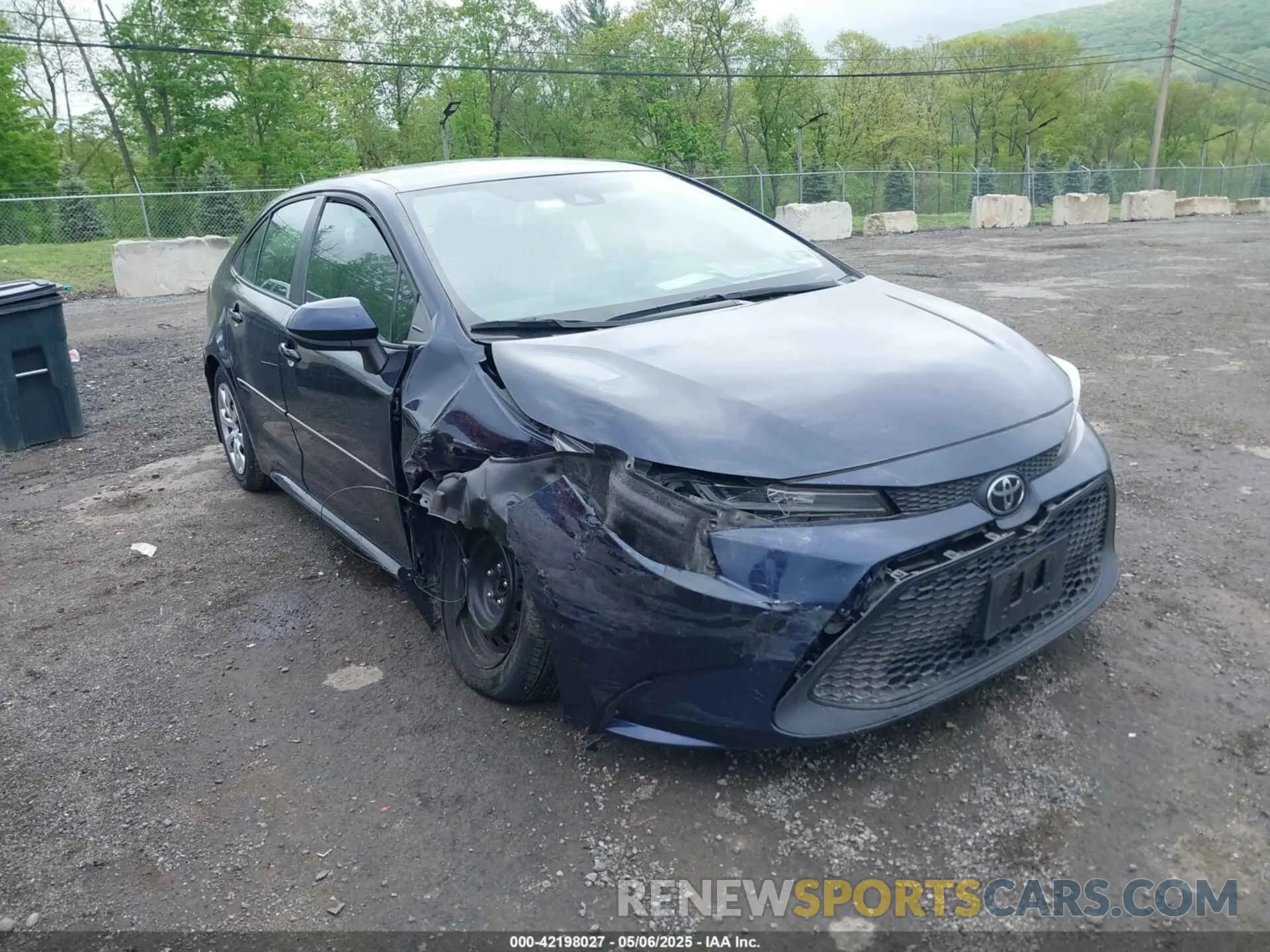 6 fotografías del automóvil dañado 5YFEPRAE3LP084227 TOYOTA COROLLA 2020