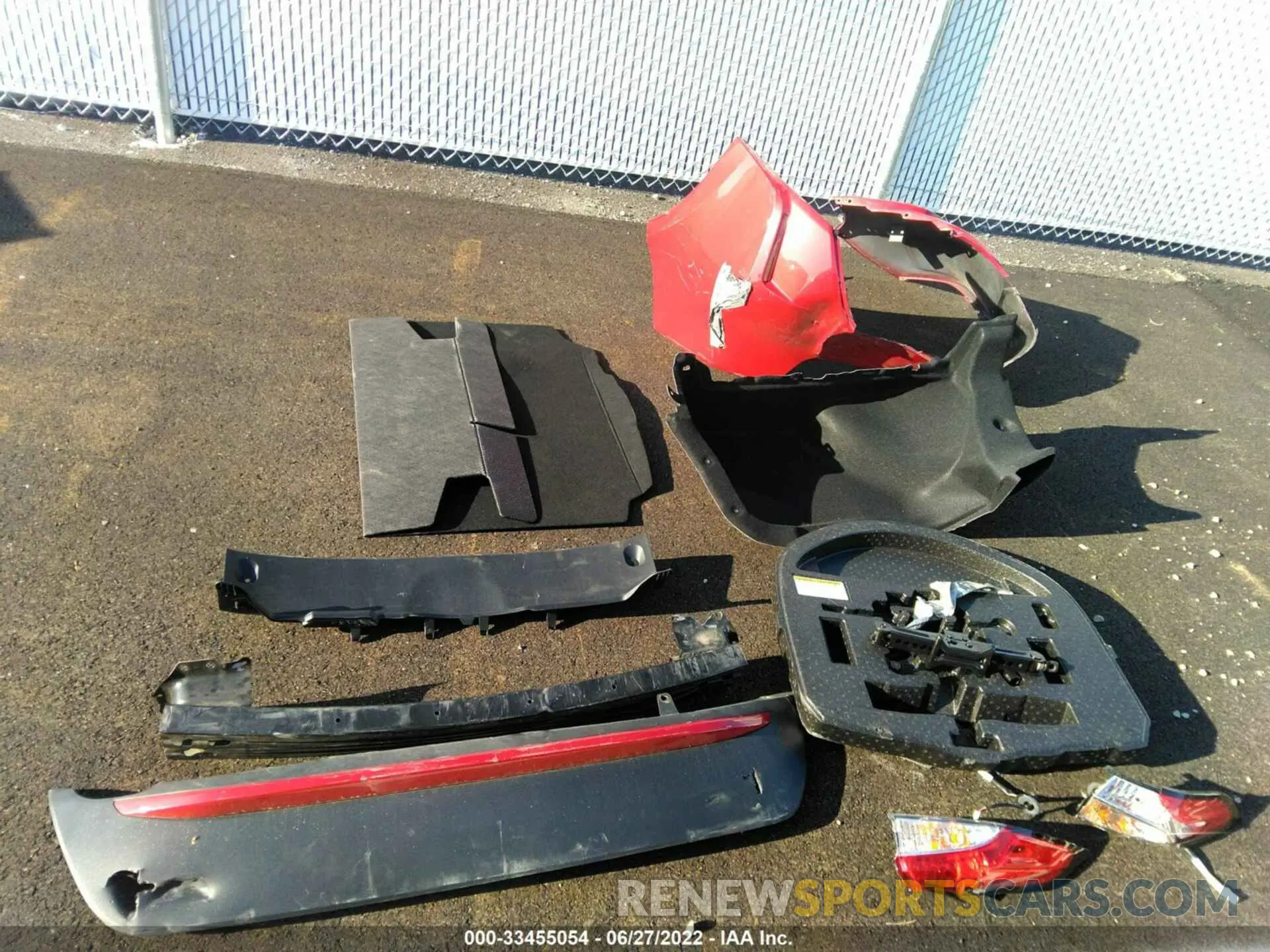 12 fotografías del automóvil dañado 5YFEPRAE3LP106260 TOYOTA COROLLA 2020