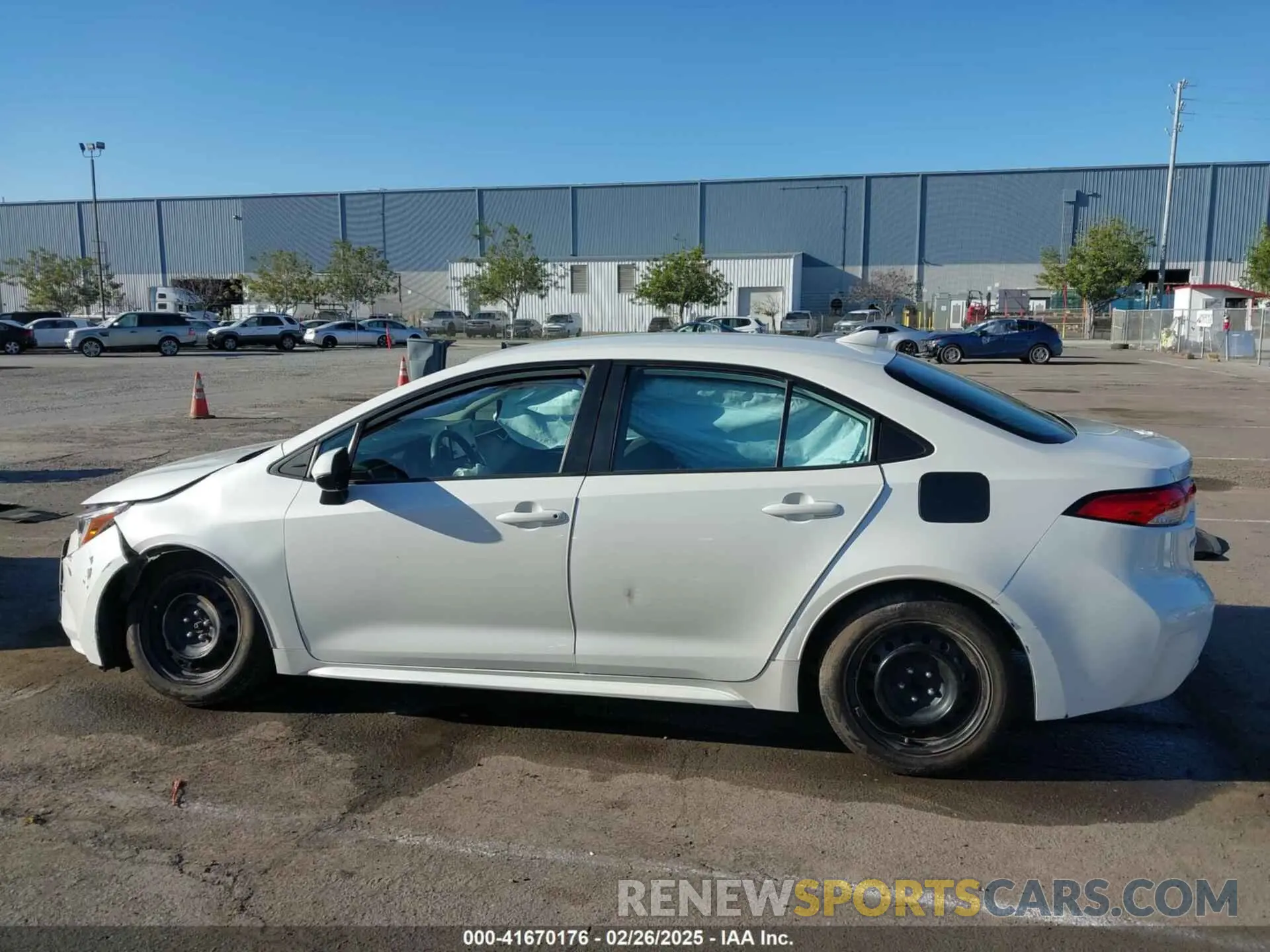14 fotografías del automóvil dañado 5YFEPRAE3LP111488 TOYOTA COROLLA 2020