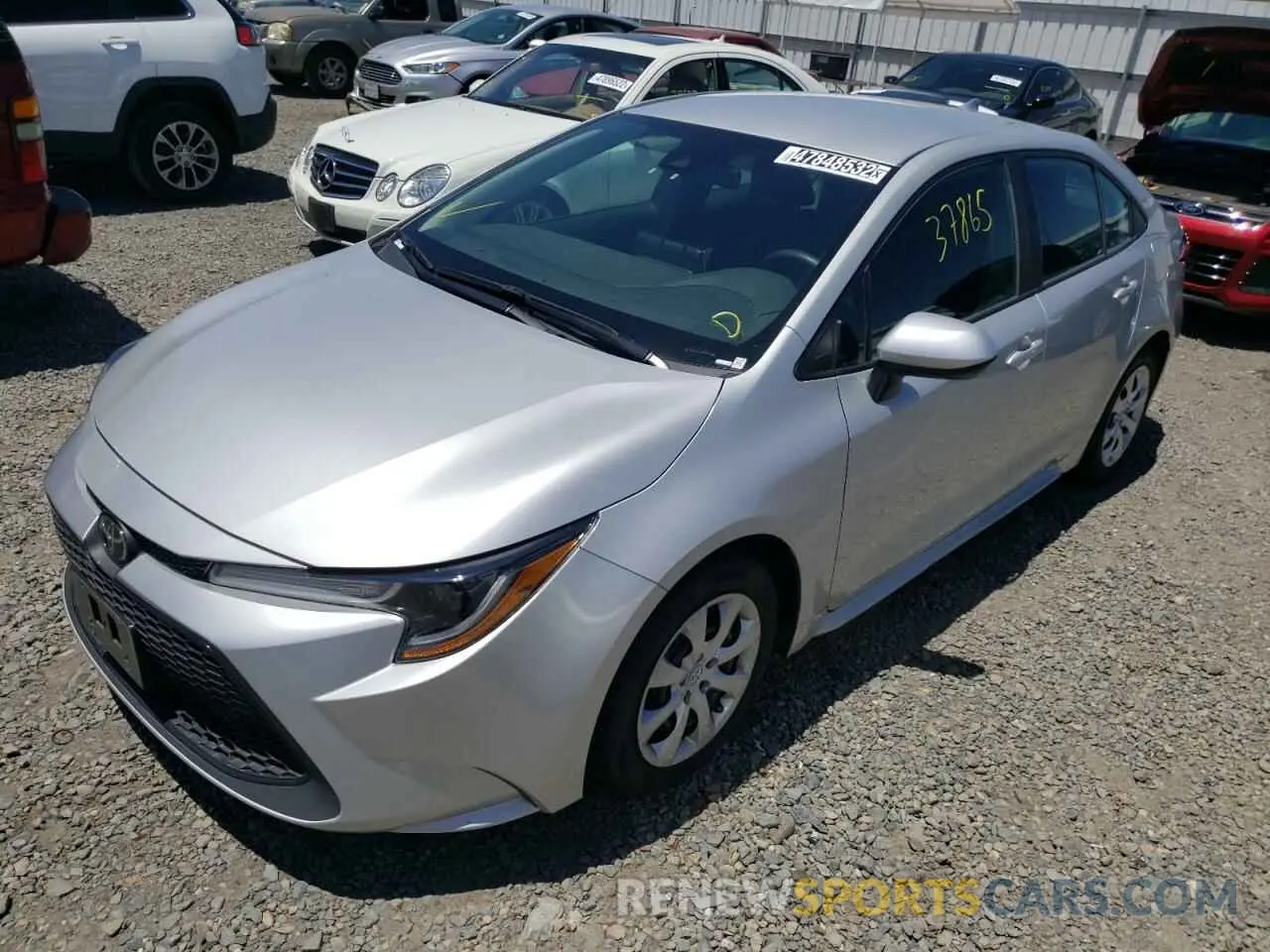 2 fotografías del automóvil dañado 5YFEPRAE3LP120143 TOYOTA COROLLA 2020