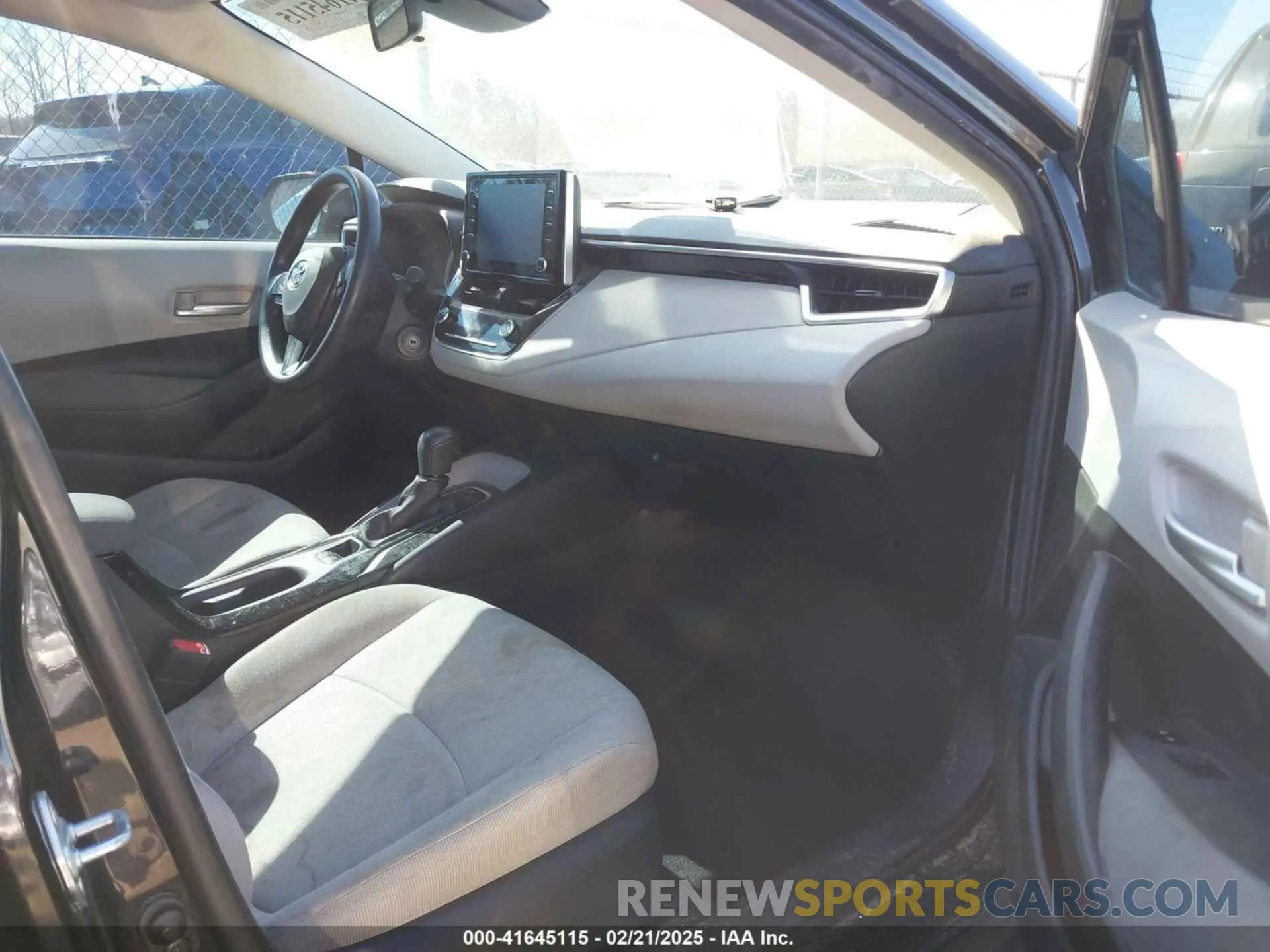 5 fotografías del automóvil dañado 5YFEPRAE3LP126010 TOYOTA COROLLA 2020