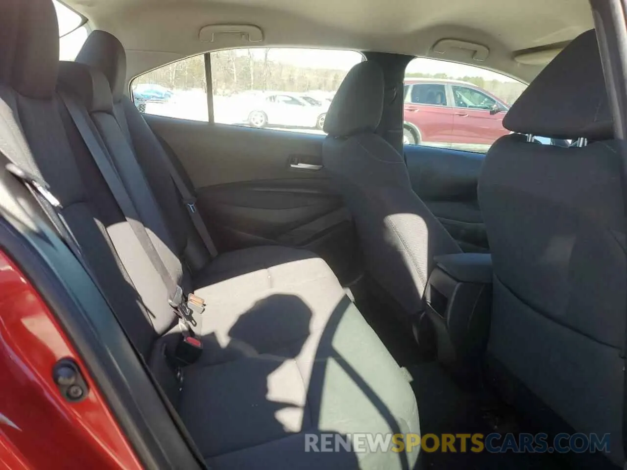 10 fotografías del automóvil dañado 5YFEPRAE3LP128548 TOYOTA COROLLA 2020