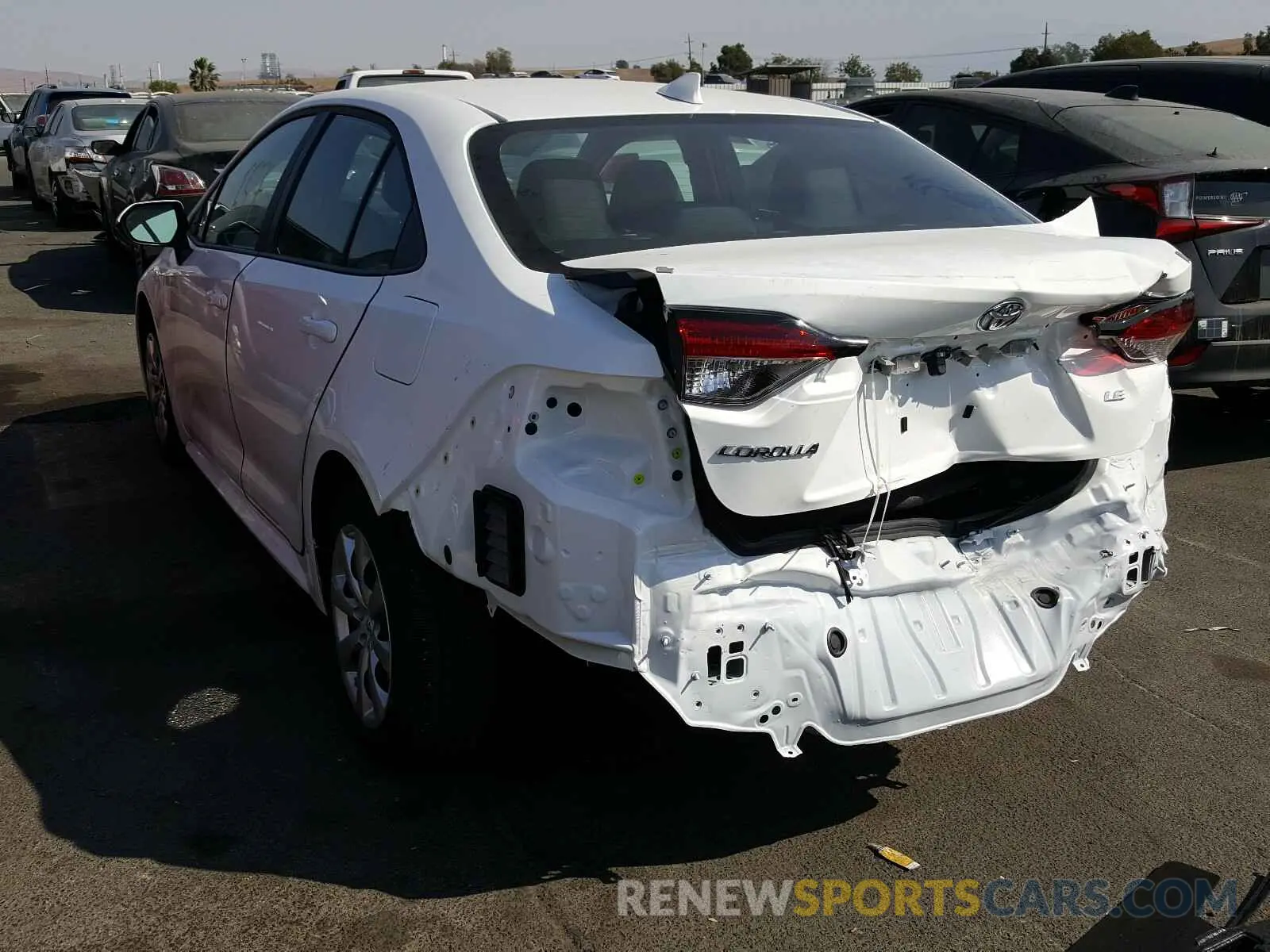 3 fotografías del automóvil dañado 5YFEPRAE3LP133510 TOYOTA COROLLA 2020