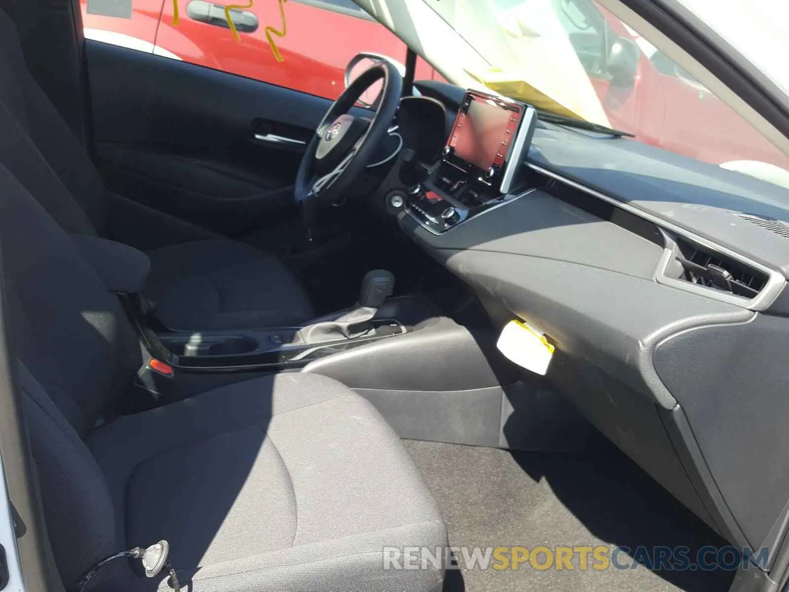 5 fotografías del automóvil dañado 5YFEPRAE3LP133510 TOYOTA COROLLA 2020