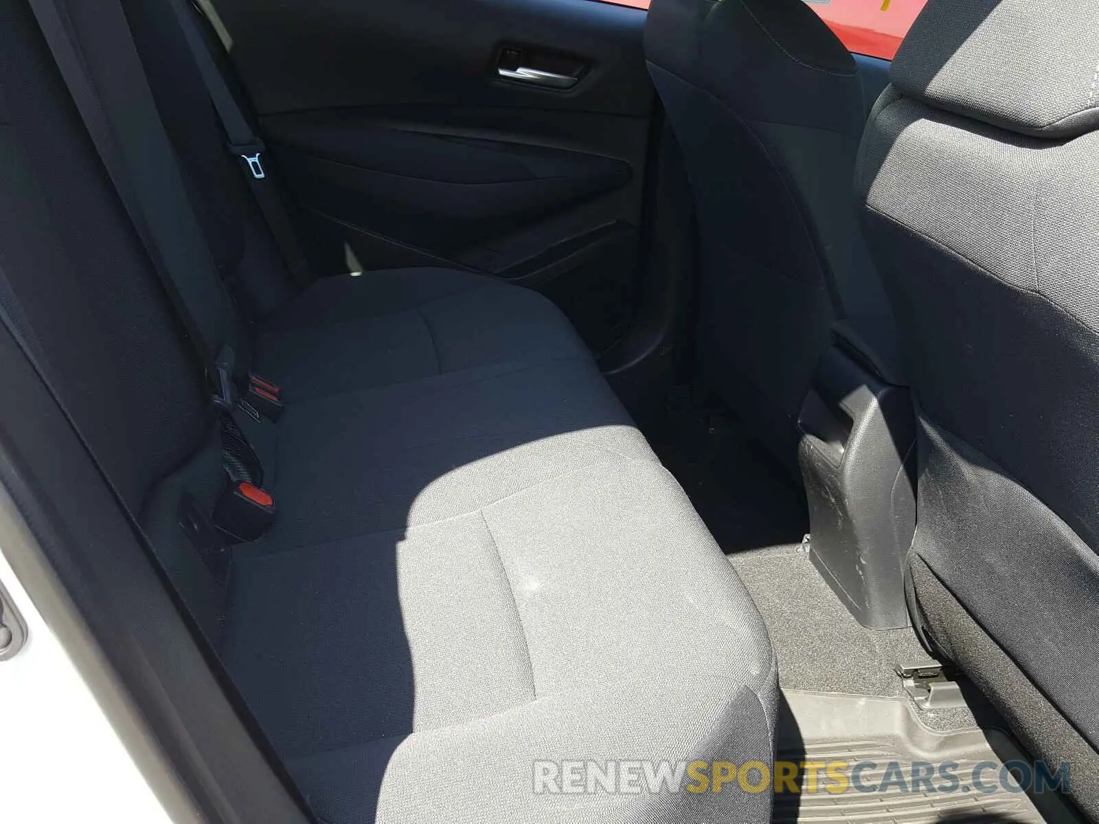 6 fotografías del automóvil dañado 5YFEPRAE3LP133510 TOYOTA COROLLA 2020