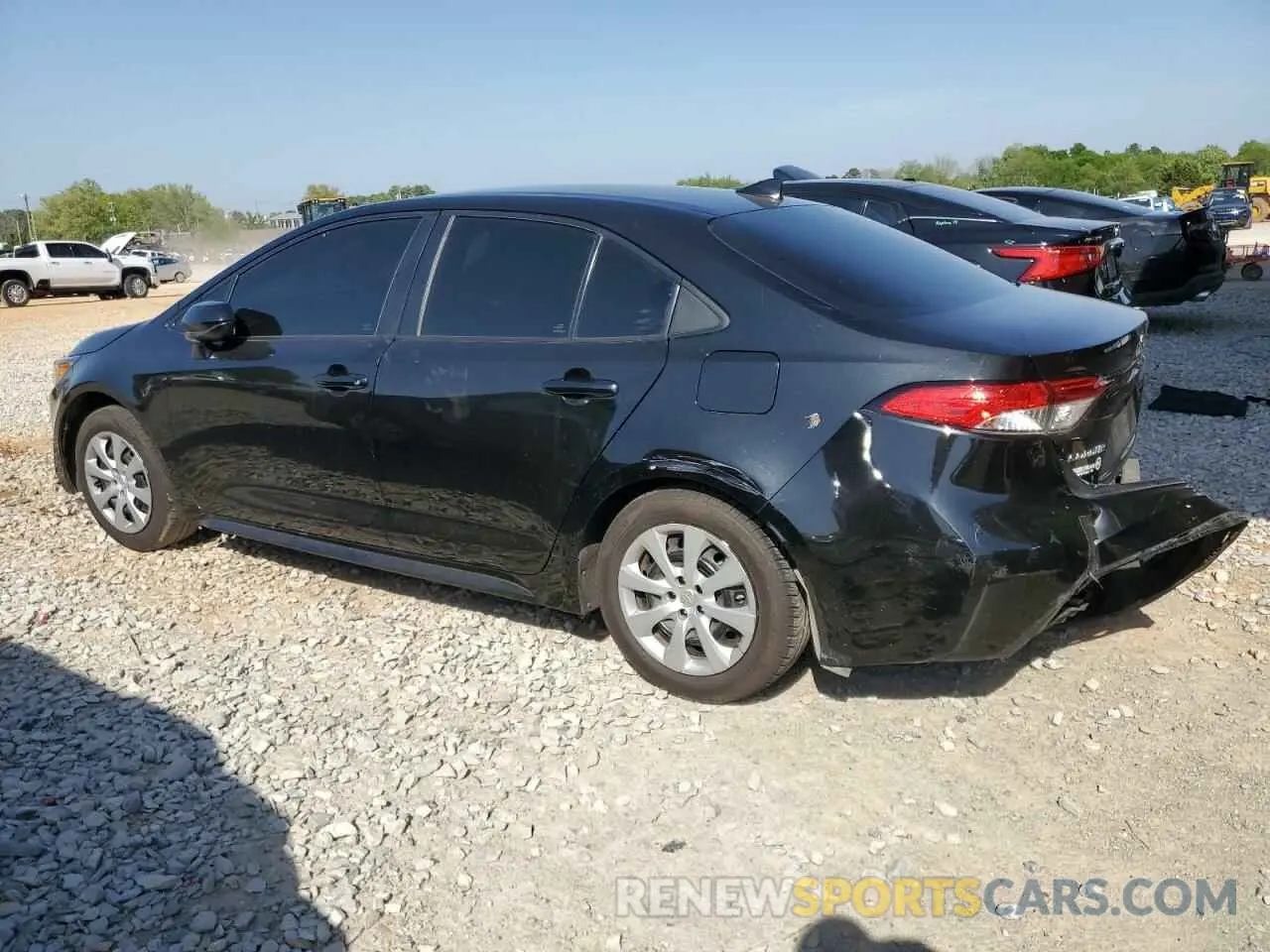 2 fotografías del automóvil dañado 5YFEPRAE3LP134687 TOYOTA COROLLA 2020