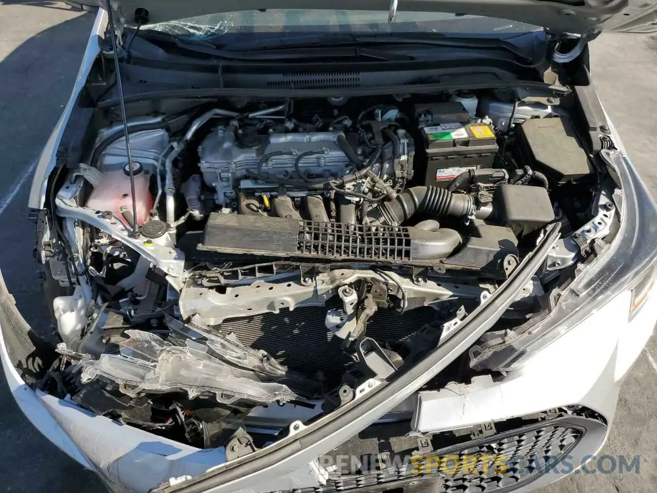 11 fotografías del automóvil dañado 5YFEPRAE3LP136973 TOYOTA COROLLA 2020