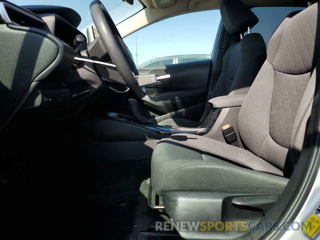 7 fotografías del automóvil dañado 5YFEPRAE3LP136973 TOYOTA COROLLA 2020