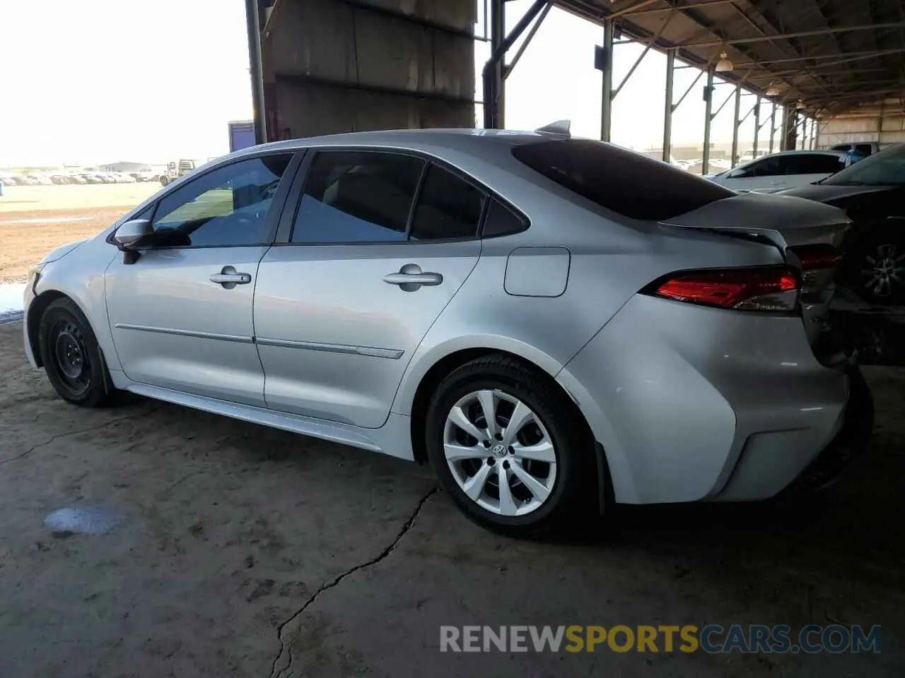 2 fotografías del automóvil dañado 5YFEPRAE3LP145897 TOYOTA COROLLA 2020