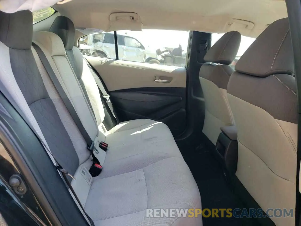 10 fotografías del automóvil dañado 5YFEPRAE4LP006958 TOYOTA COROLLA 2020