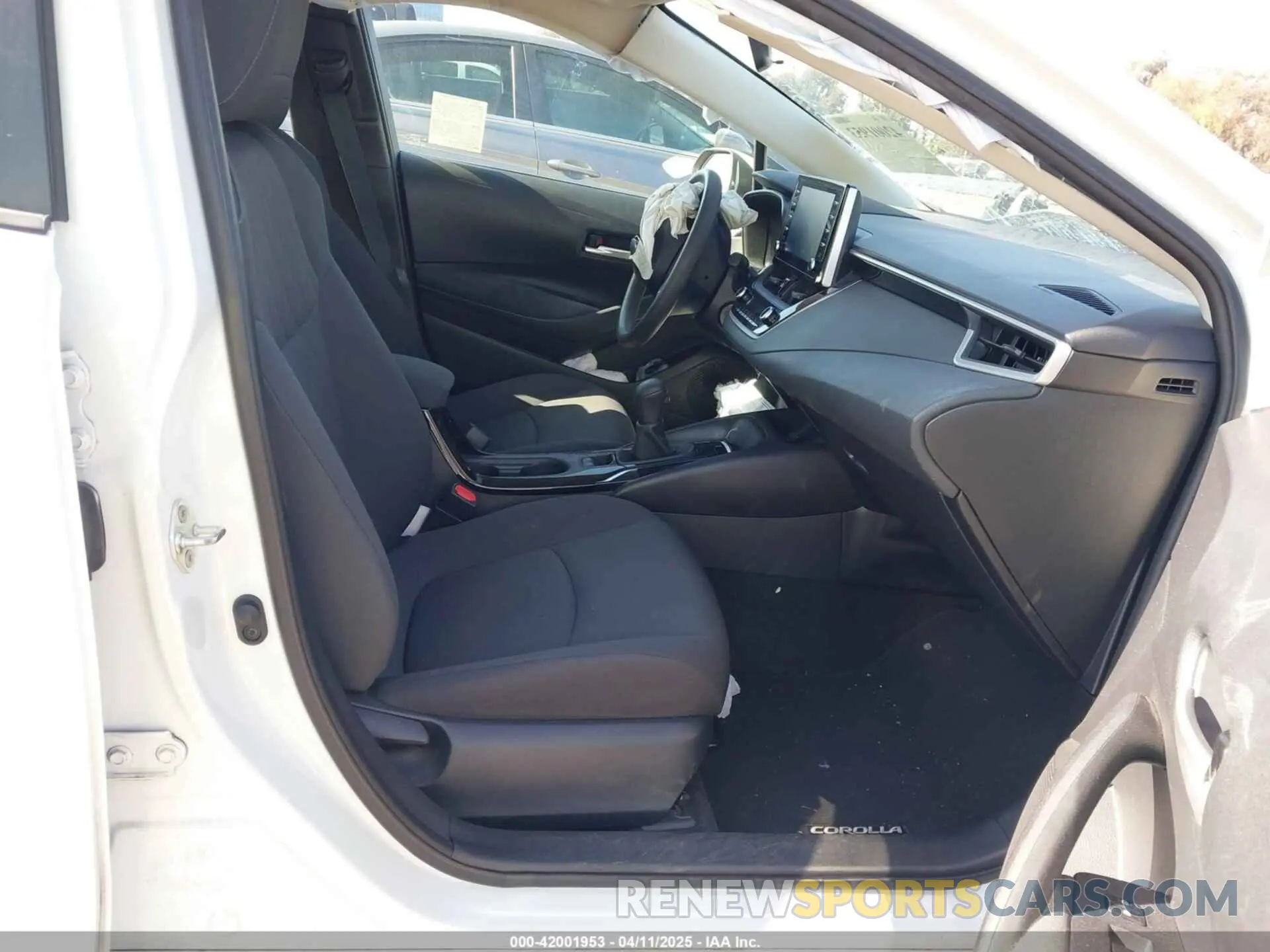 5 fotografías del automóvil dañado 5YFEPRAE4LP012856 TOYOTA COROLLA 2020