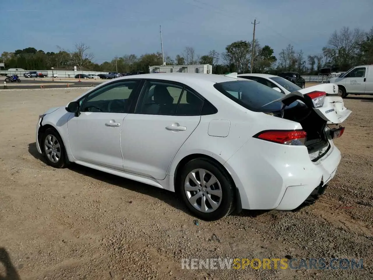 2 fotografías del automóvil dañado 5YFEPRAE4LP016938 TOYOTA COROLLA 2020