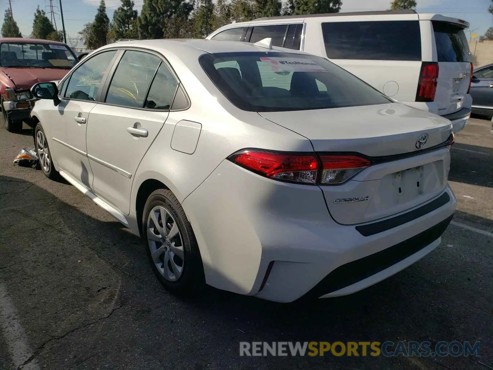 3 fotografías del automóvil dañado 5YFEPRAE4LP057909 TOYOTA COROLLA 2020