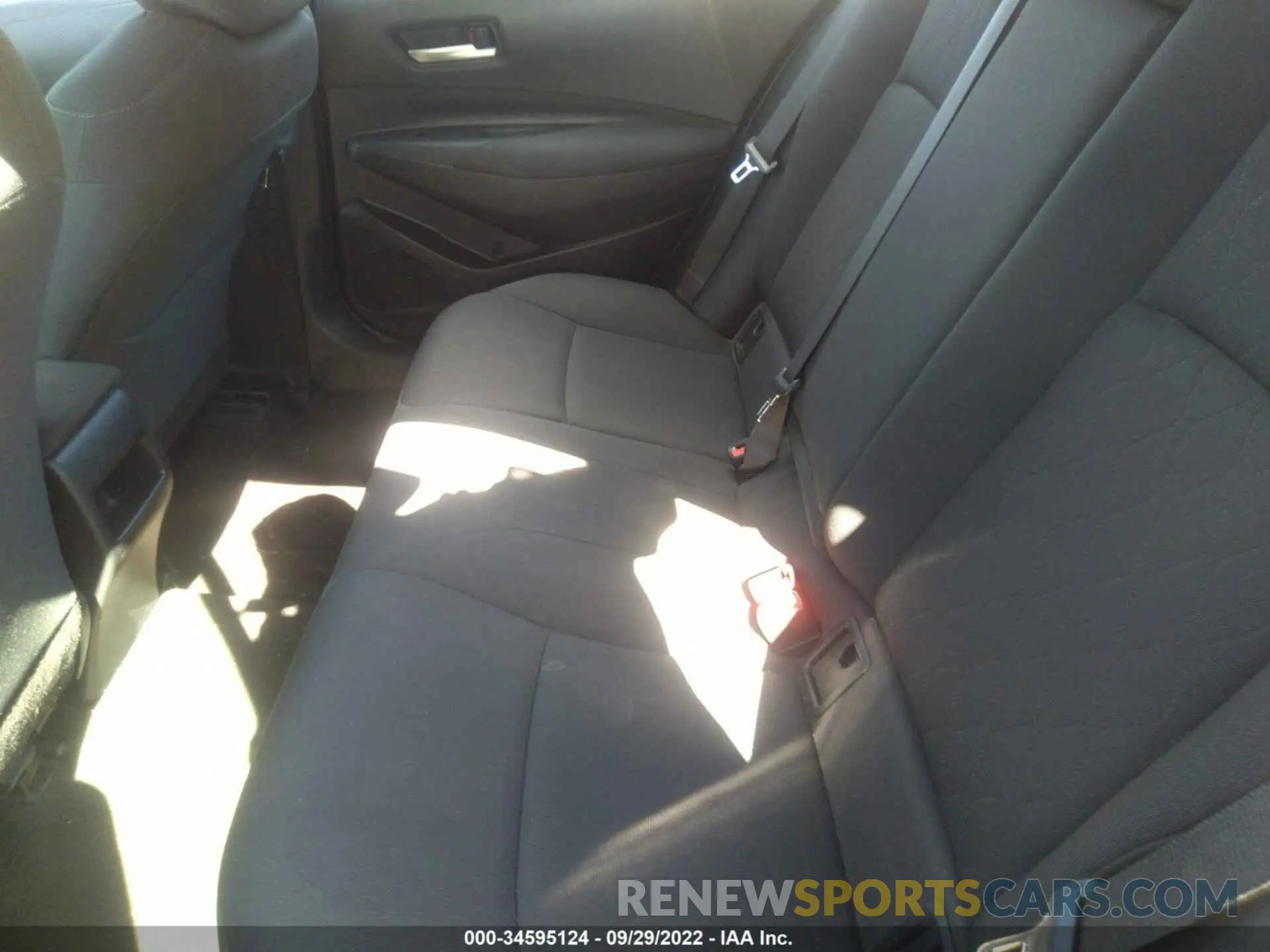 8 fotografías del automóvil dañado 5YFEPRAE4LP096659 TOYOTA COROLLA 2020