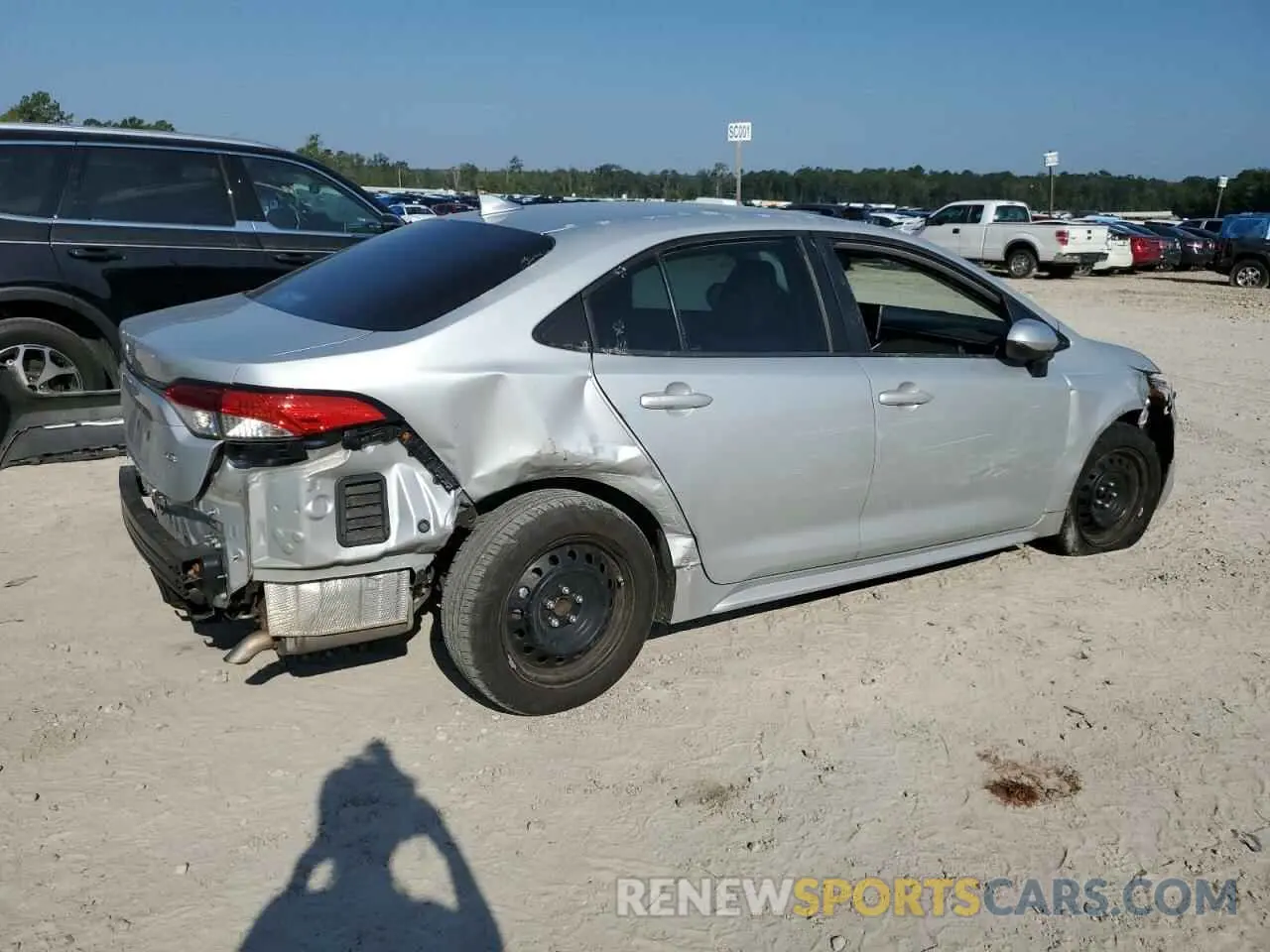3 fotografías del automóvil dañado 5YFEPRAE4LP096838 TOYOTA COROLLA 2020