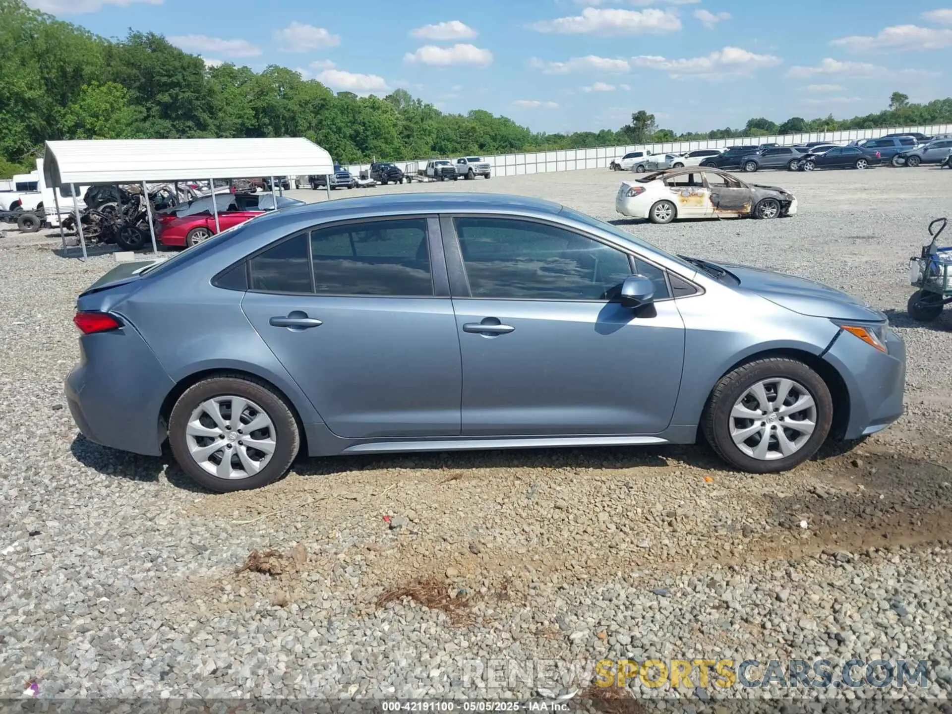 13 fotografías del automóvil dañado 5YFEPRAE4LP098279 TOYOTA COROLLA 2020