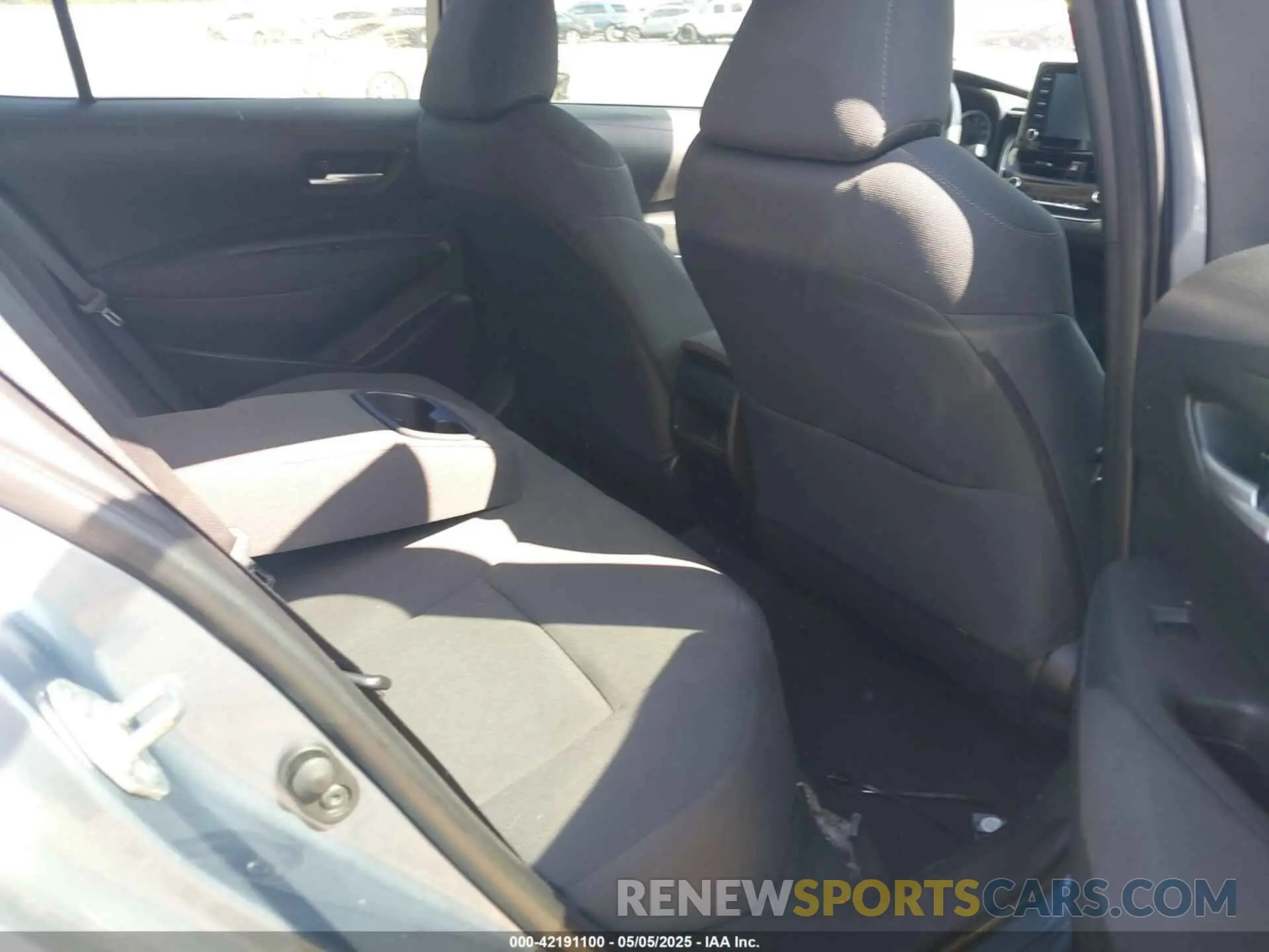 8 fotografías del automóvil dañado 5YFEPRAE4LP098279 TOYOTA COROLLA 2020