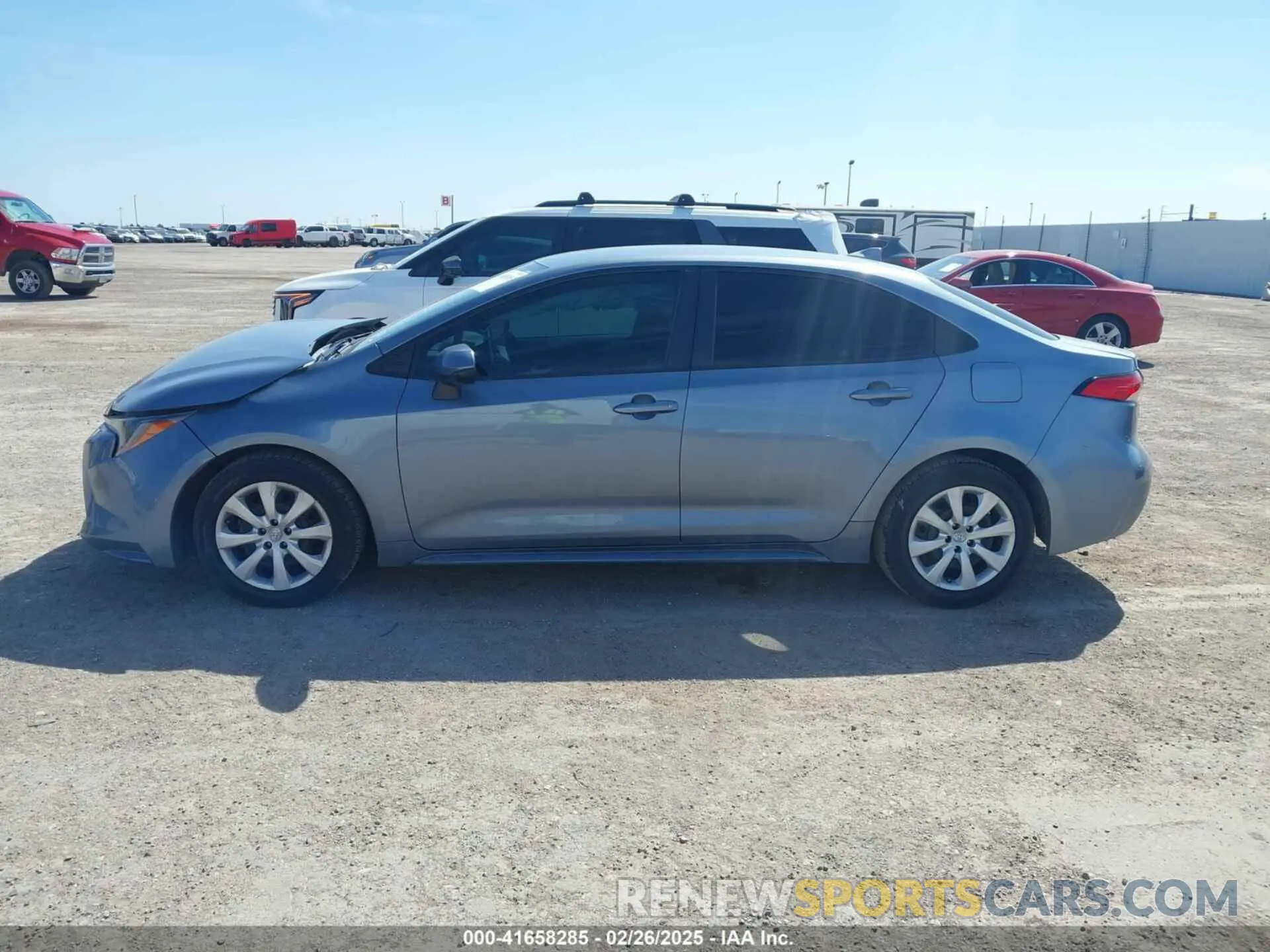 14 fotografías del automóvil dañado 5YFEPRAE4LP107501 TOYOTA COROLLA 2020