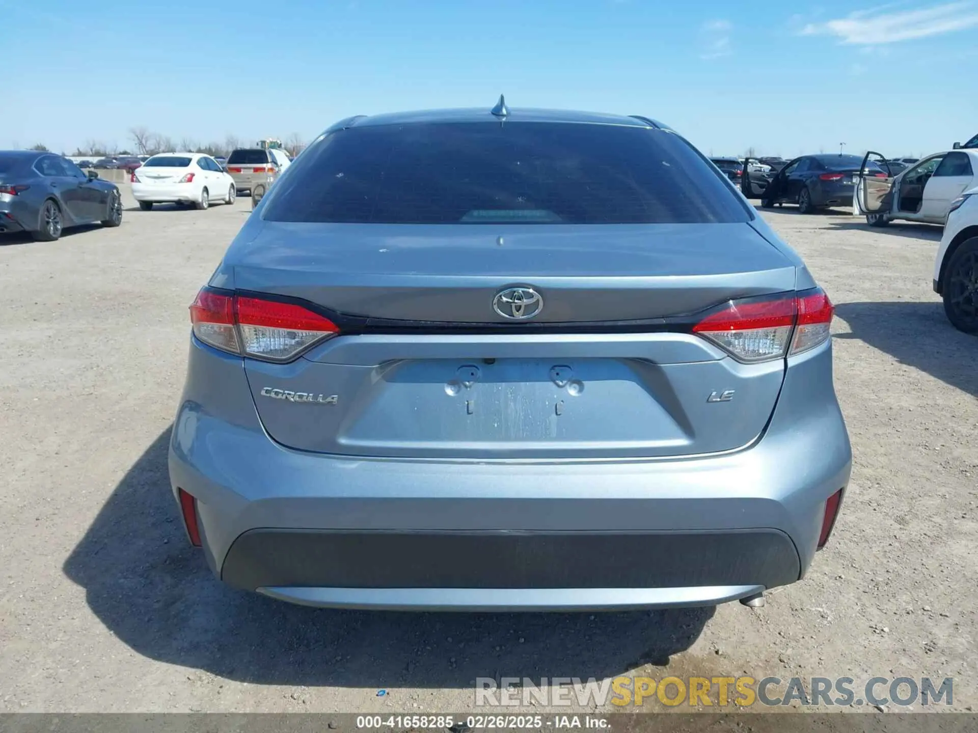 16 fotografías del automóvil dañado 5YFEPRAE4LP107501 TOYOTA COROLLA 2020