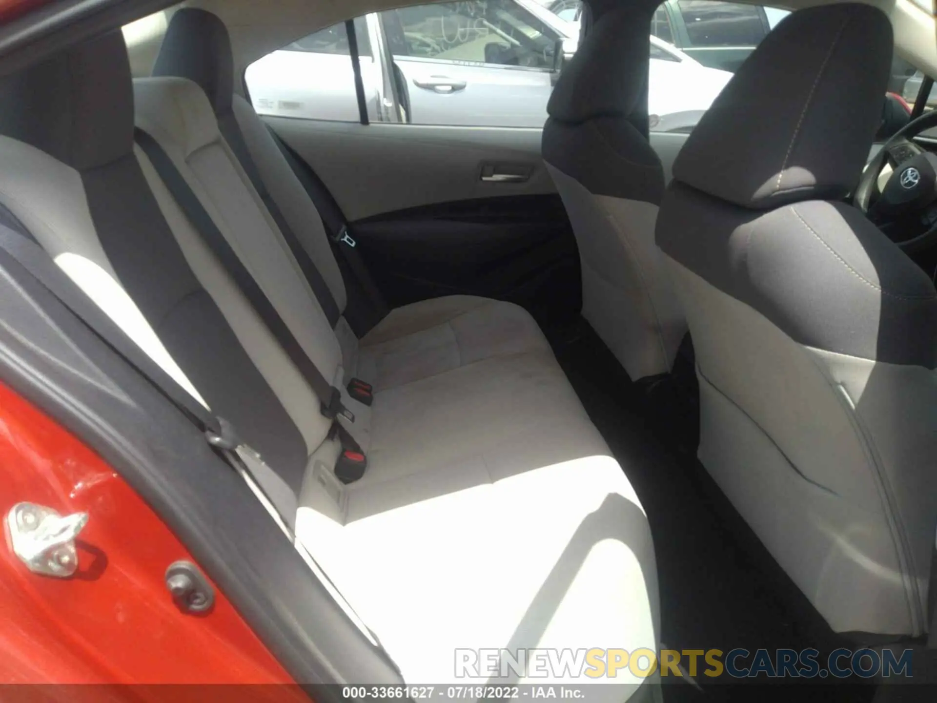 8 fotografías del automóvil dañado 5YFEPRAE4LP118577 TOYOTA COROLLA 2020