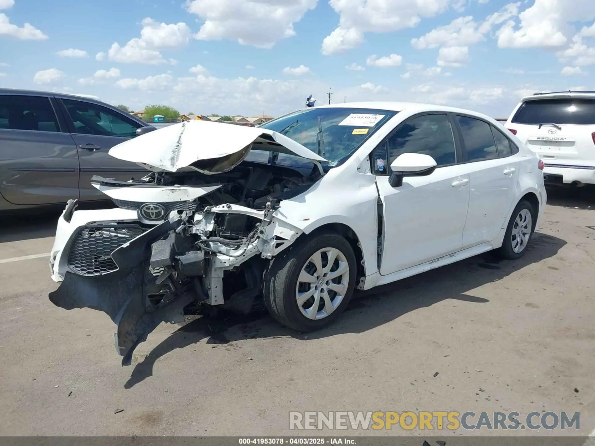 2 fotografías del automóvil dañado 5YFEPRAE4LP129949 TOYOTA COROLLA 2020