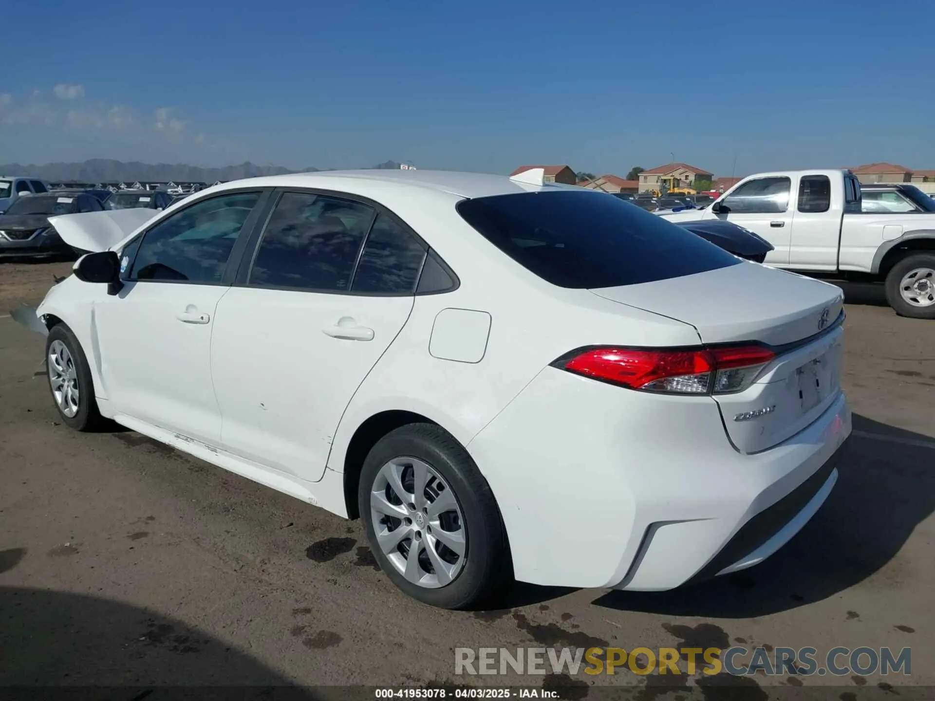 3 fotografías del automóvil dañado 5YFEPRAE4LP129949 TOYOTA COROLLA 2020