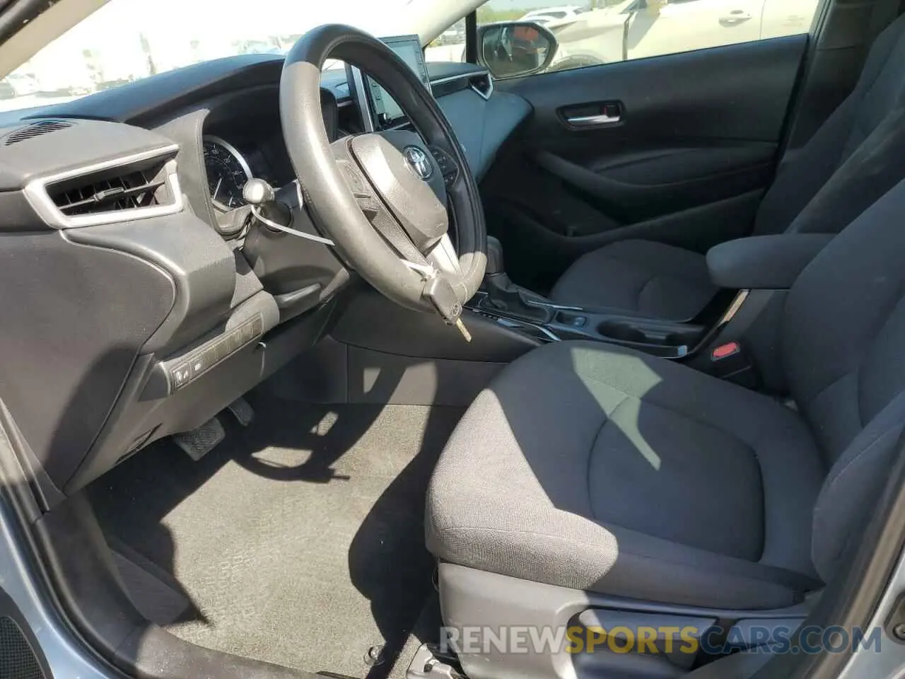 7 fotografías del automóvil dañado 5YFEPRAE4LP144872 TOYOTA COROLLA 2020
