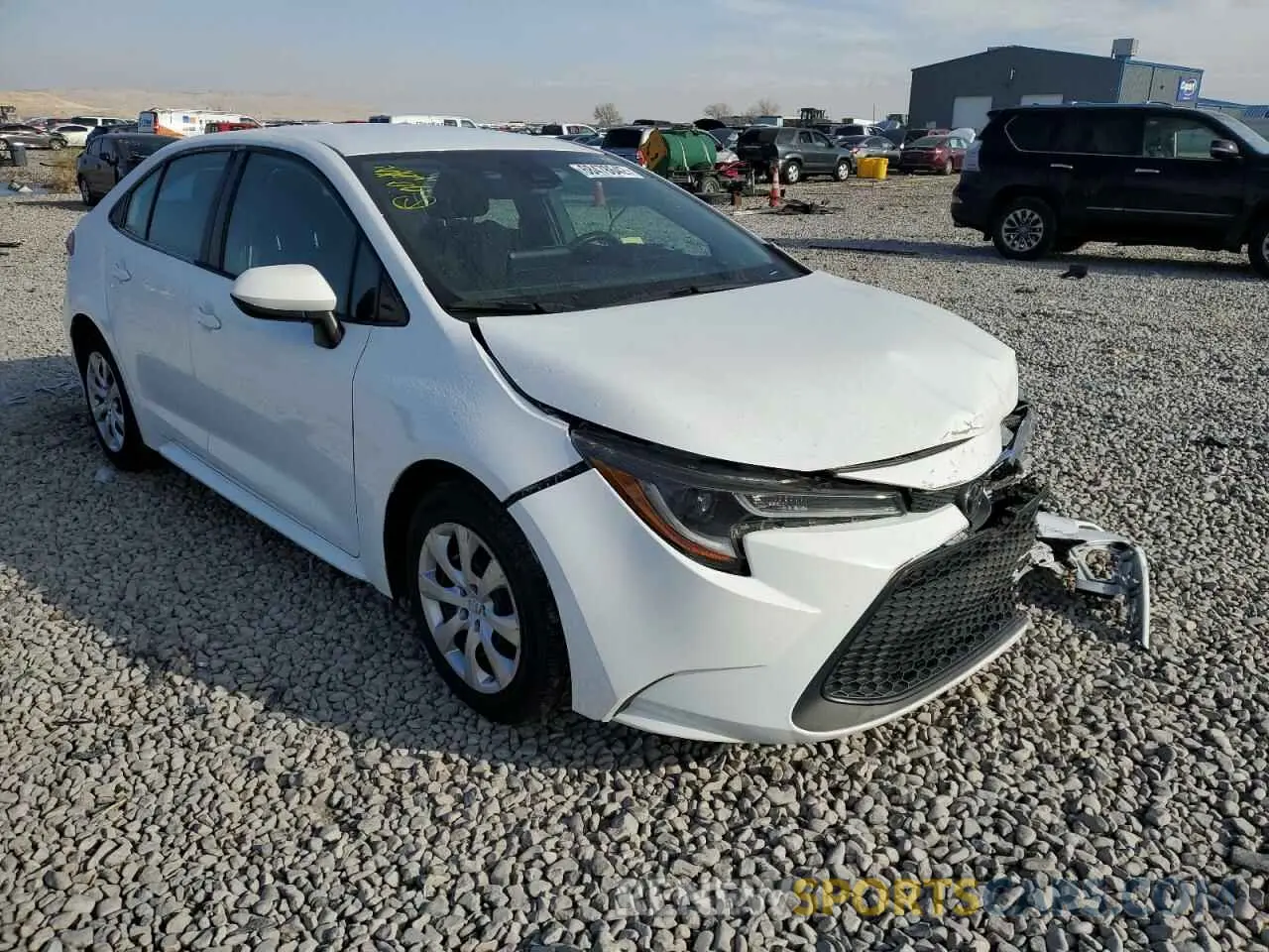 4 fotografías del automóvil dañado 5YFEPRAE5LP027639 TOYOTA COROLLA 2020