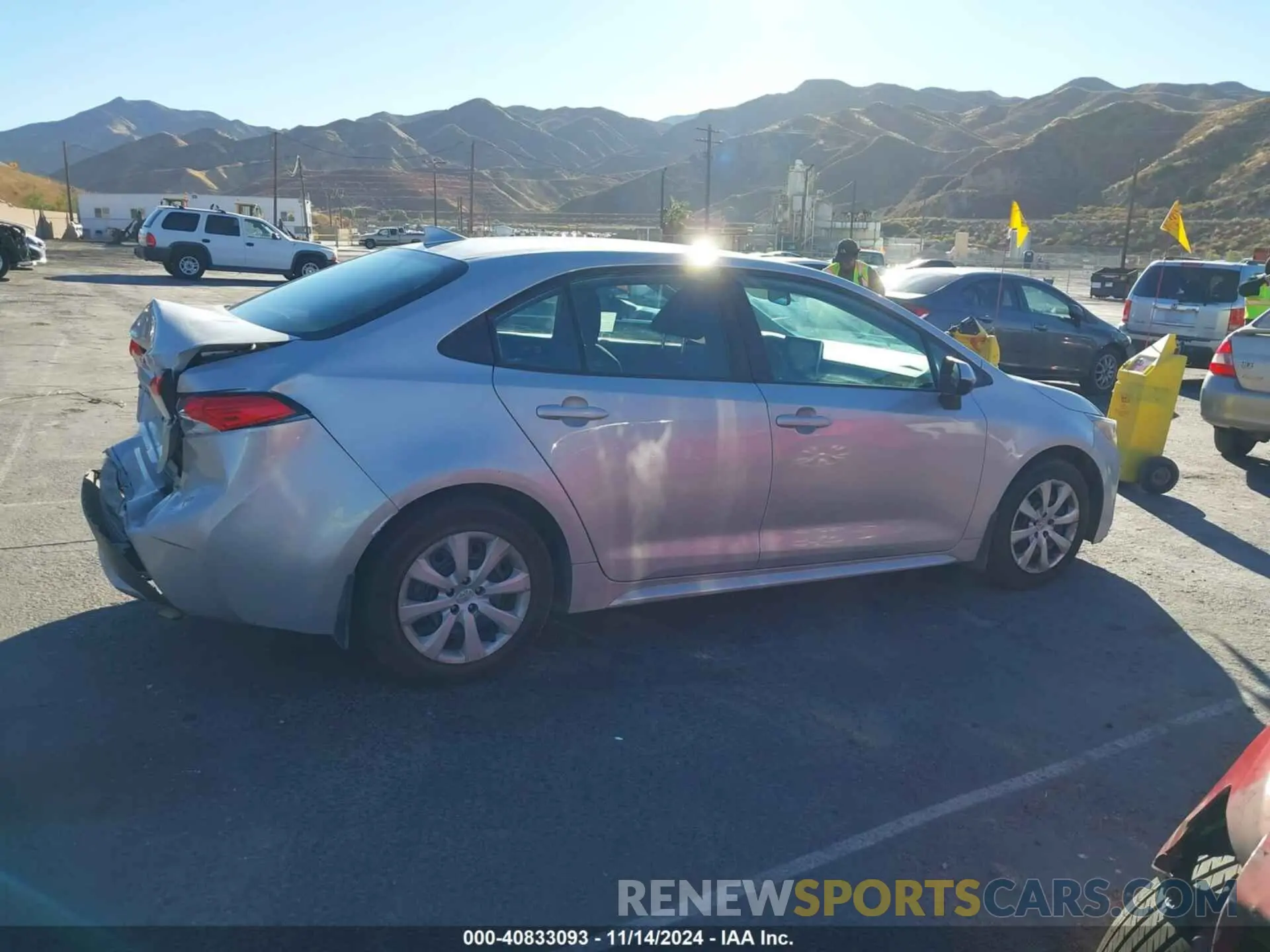13 fotografías del automóvil dañado 5YFEPRAE5LP069714 TOYOTA COROLLA 2020