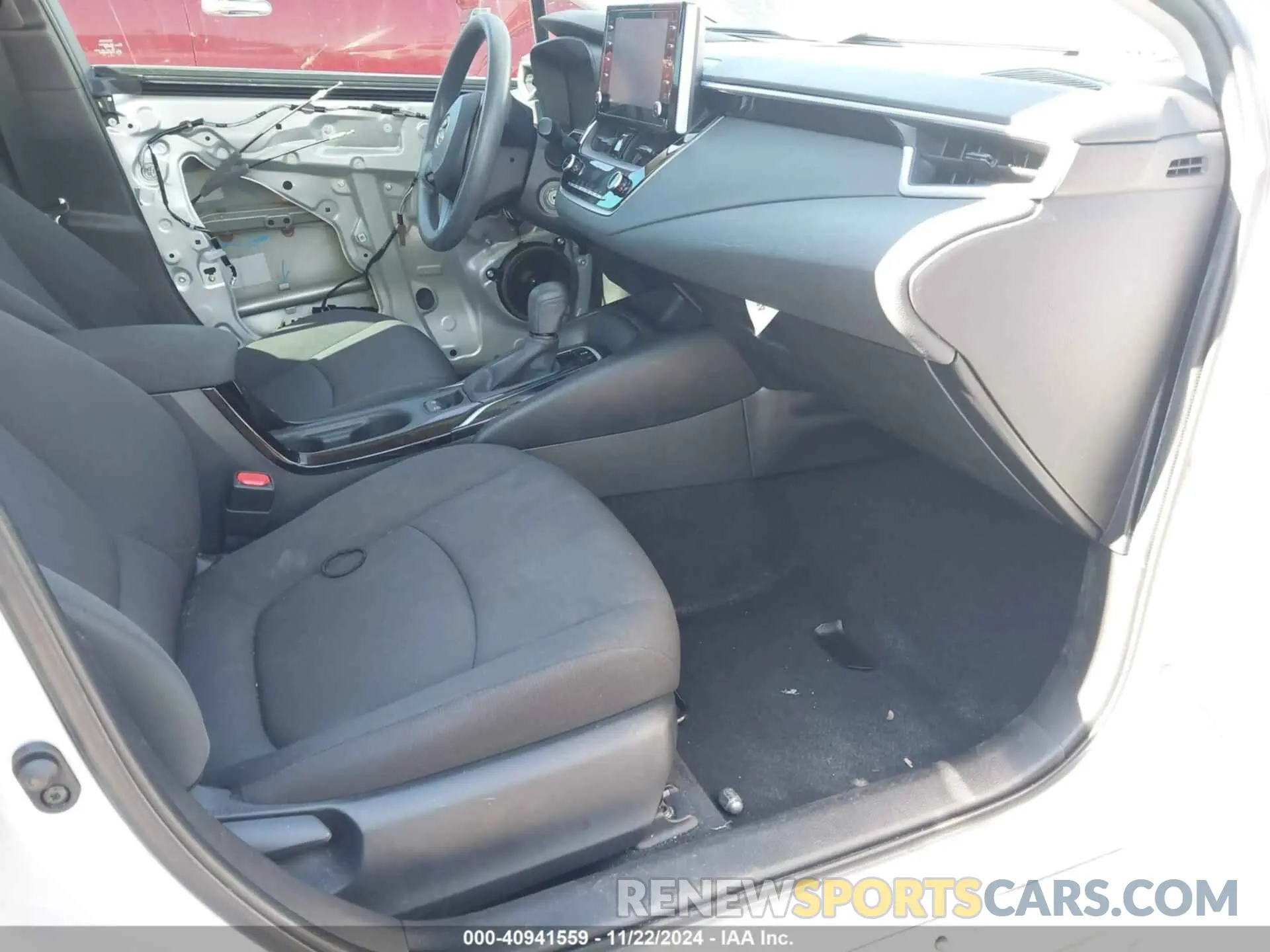 5 fotografías del automóvil dañado 5YFEPRAE5LP078588 TOYOTA COROLLA 2020