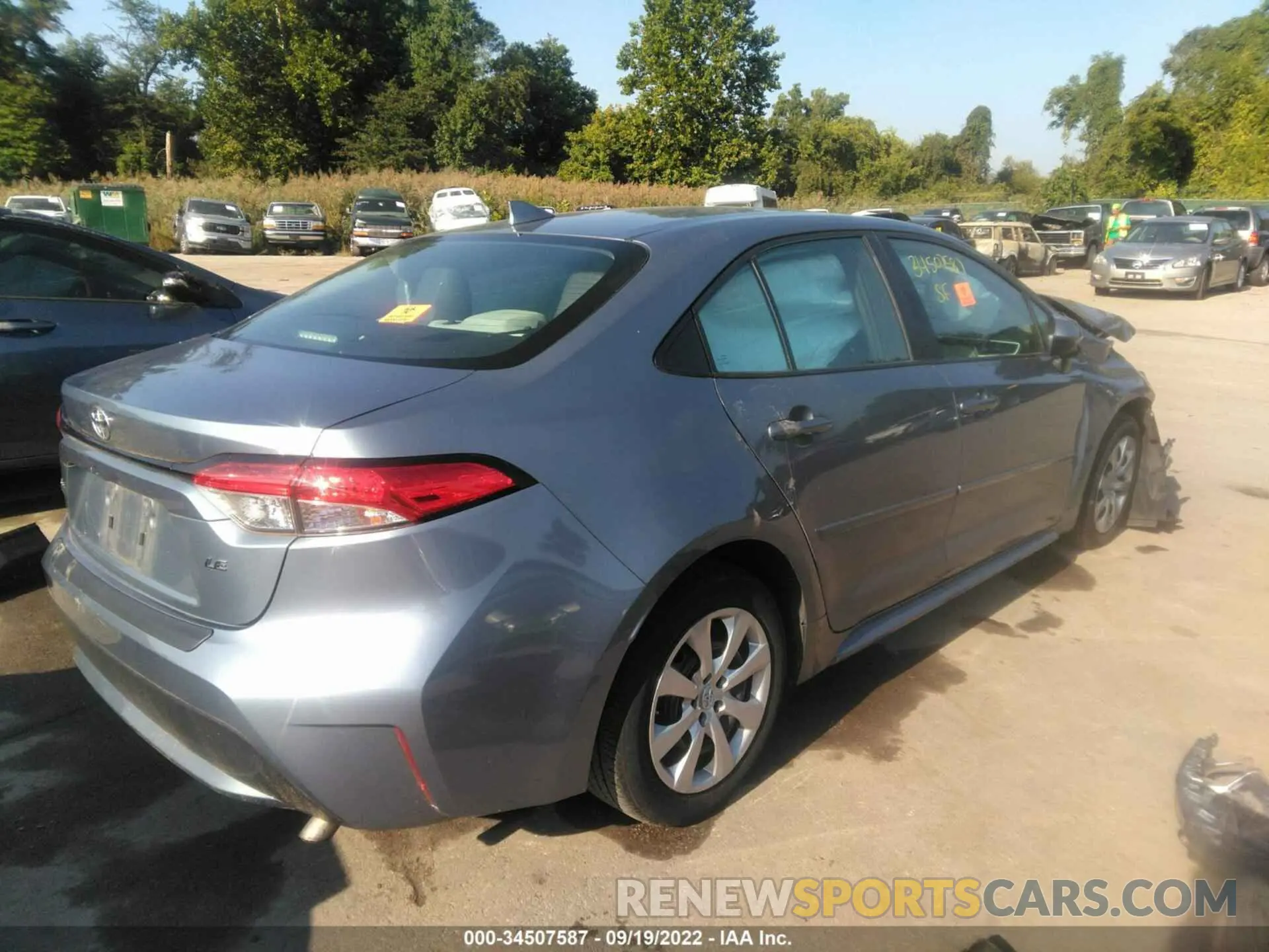 4 fotografías del automóvil dañado 5YFEPRAE5LP082110 TOYOTA COROLLA 2020