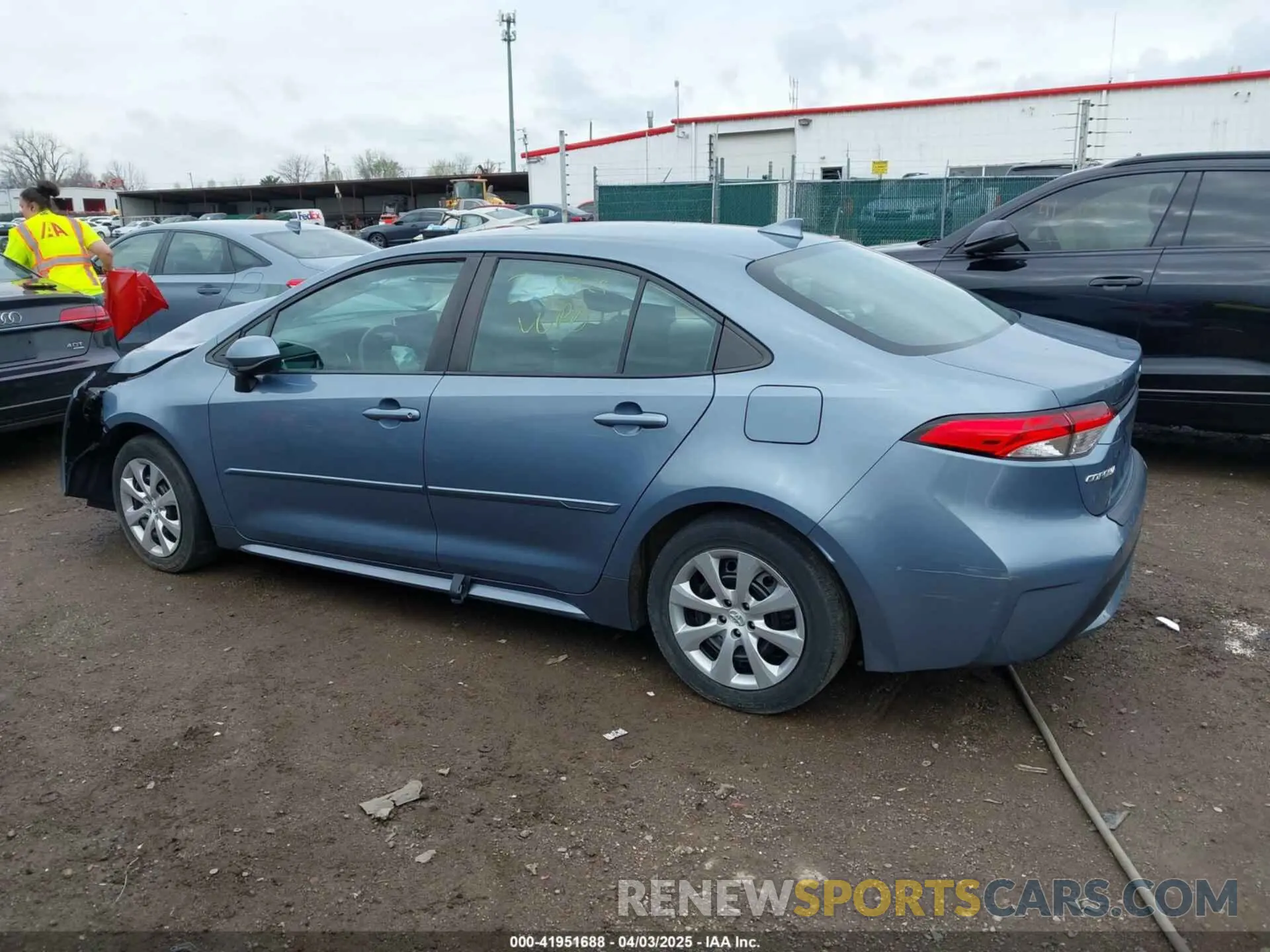 15 fotografías del automóvil dañado 5YFEPRAE5LP101660 TOYOTA COROLLA 2020