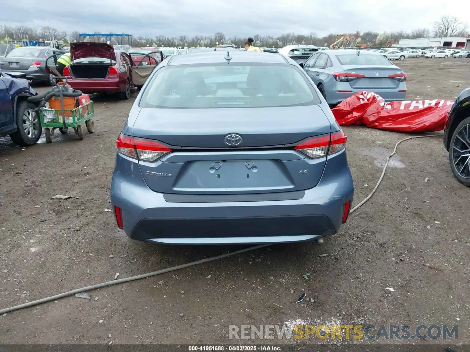17 fotografías del automóvil dañado 5YFEPRAE5LP101660 TOYOTA COROLLA 2020