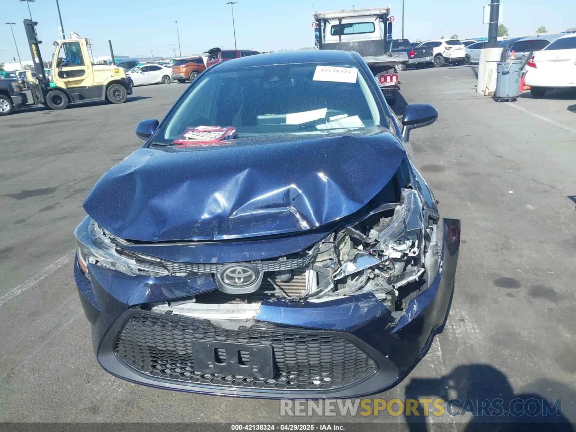 12 fotografías del automóvil dañado 5YFEPRAE5LP104462 TOYOTA COROLLA 2020