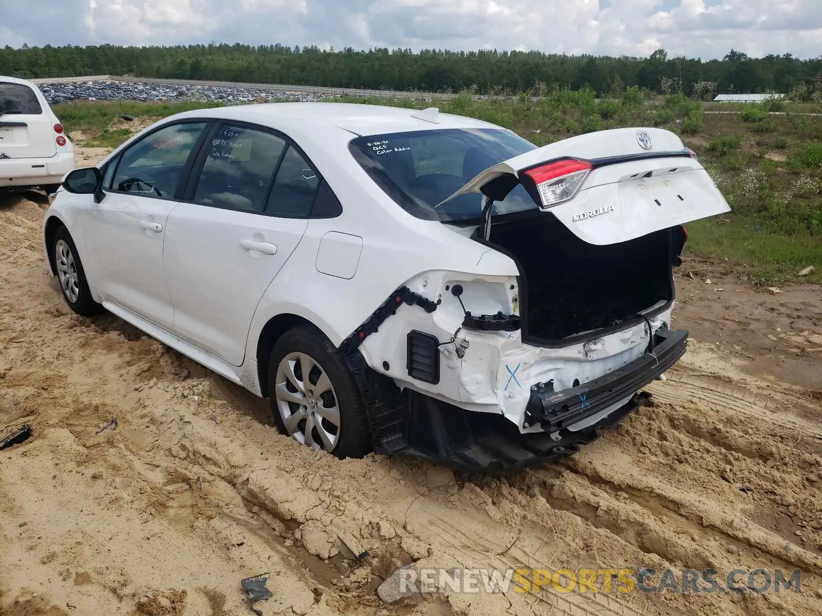 3 fotografías del automóvil dañado 5YFEPRAE5LP117731 TOYOTA COROLLA 2020