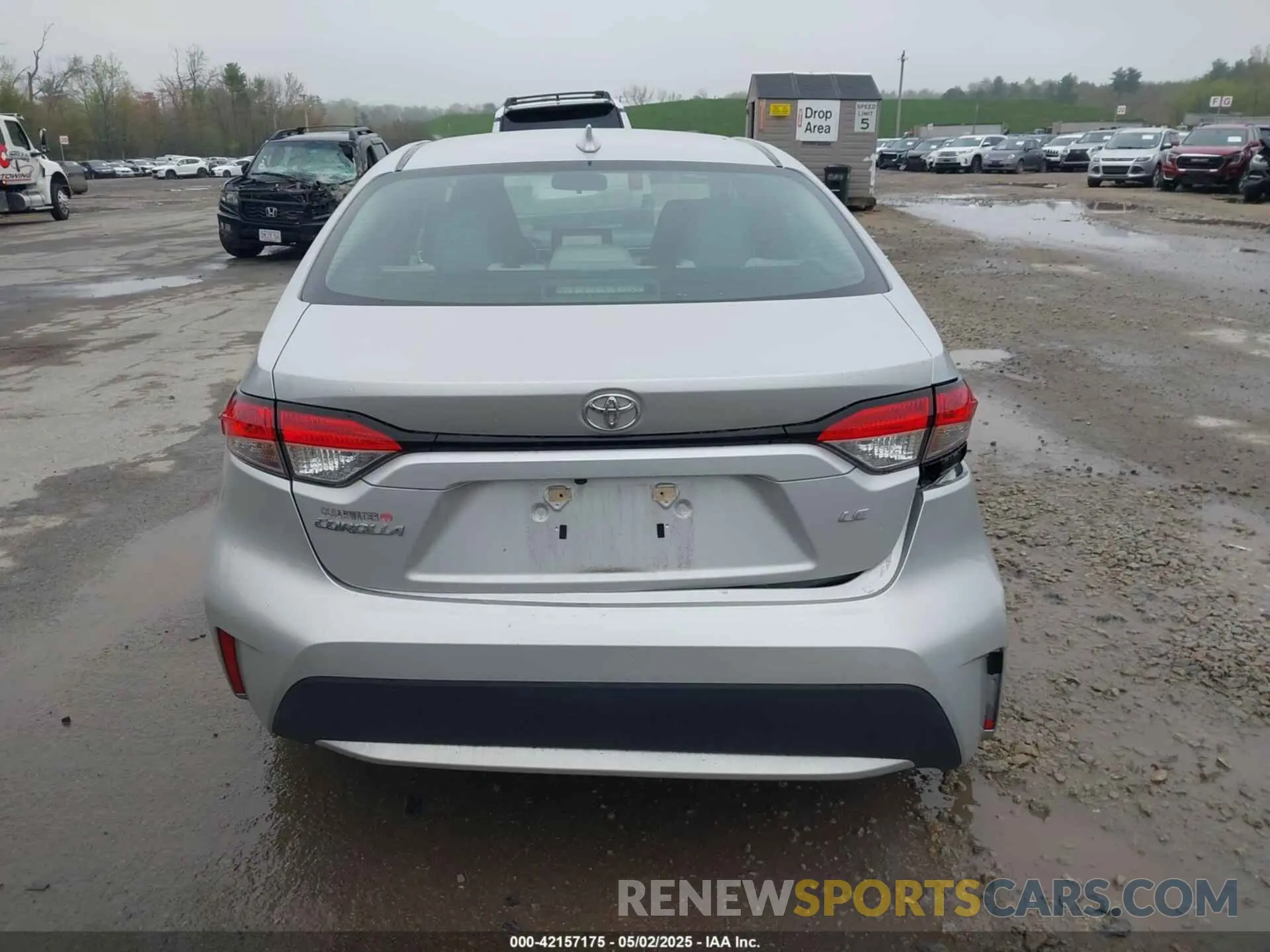 15 fotografías del automóvil dañado 5YFEPRAE5LP136375 TOYOTA COROLLA 2020