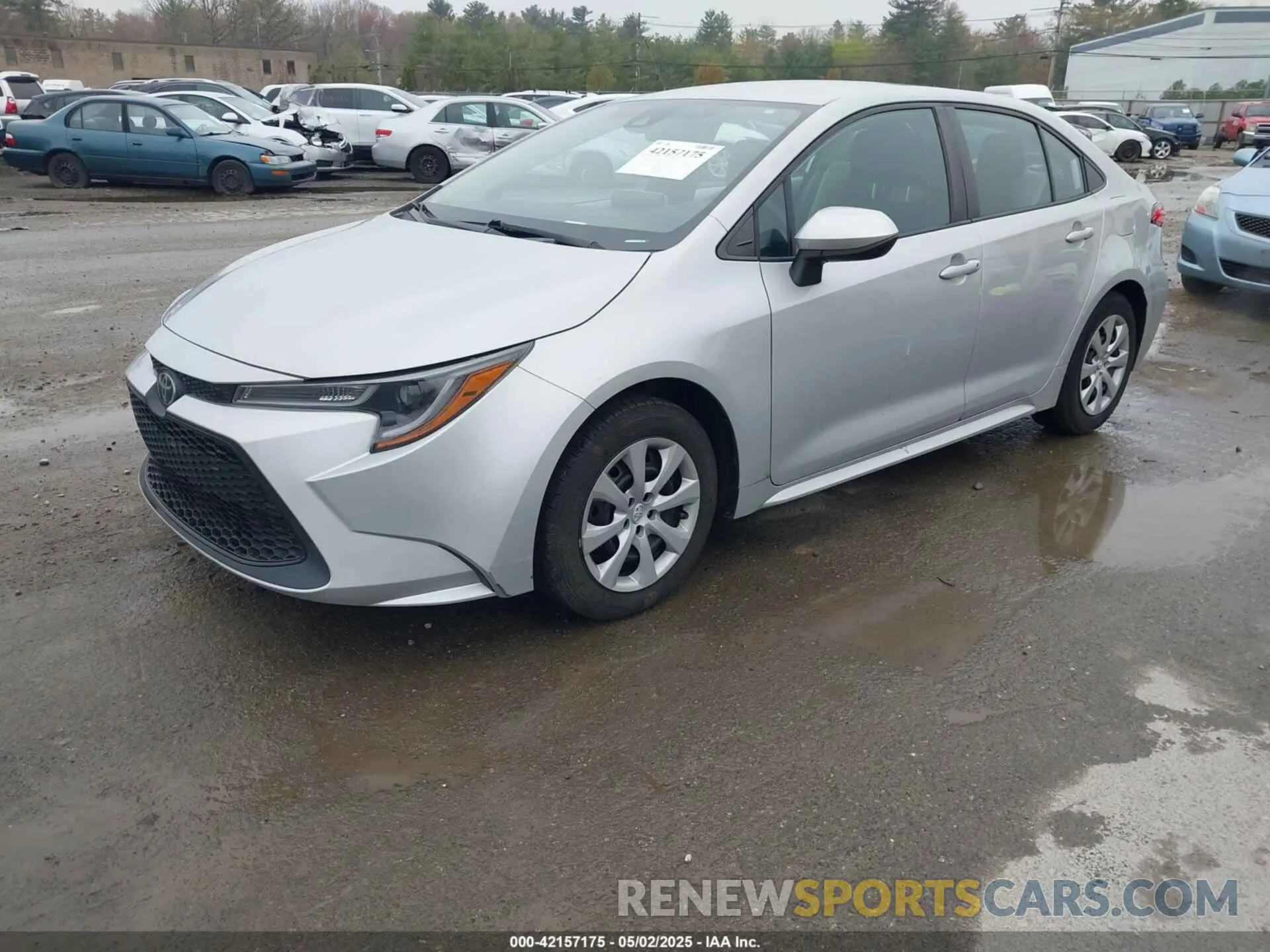 2 fotografías del automóvil dañado 5YFEPRAE5LP136375 TOYOTA COROLLA 2020
