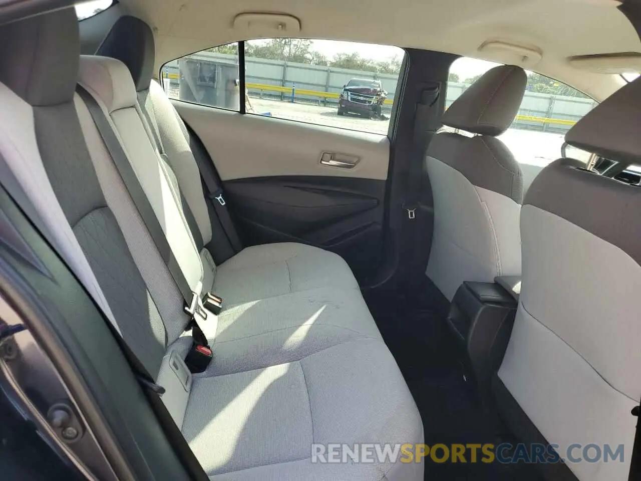10 fotografías del automóvil dañado 5YFEPRAE5LP140345 TOYOTA COROLLA 2020