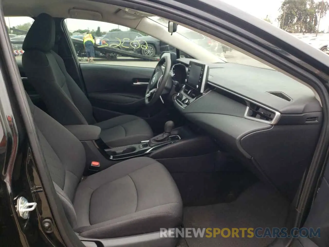 5 fotografías del automóvil dañado 5YFEPRAE6LP014169 TOYOTA COROLLA 2020