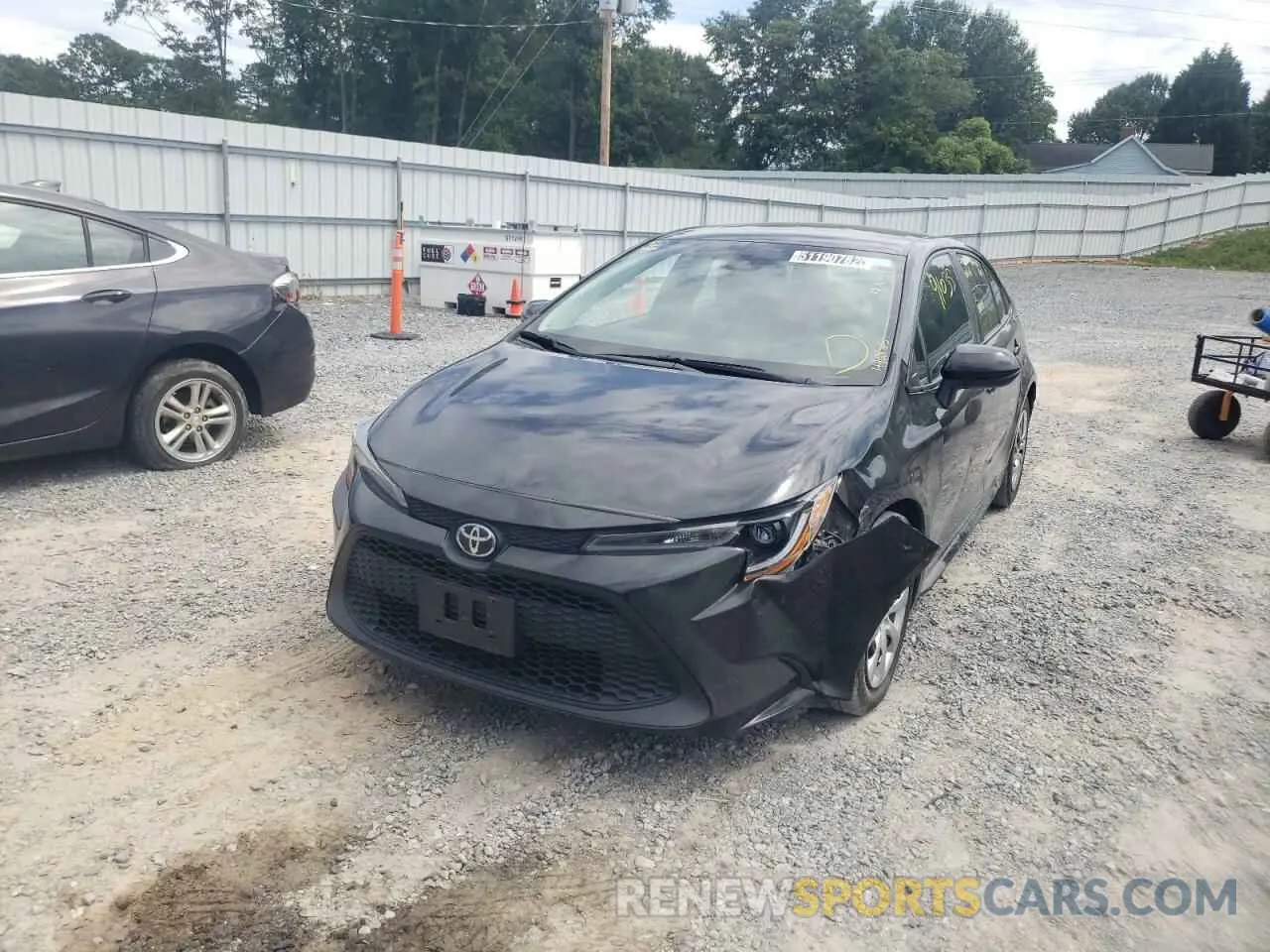 2 fotografías del automóvil dañado 5YFEPRAE6LP032171 TOYOTA COROLLA 2020