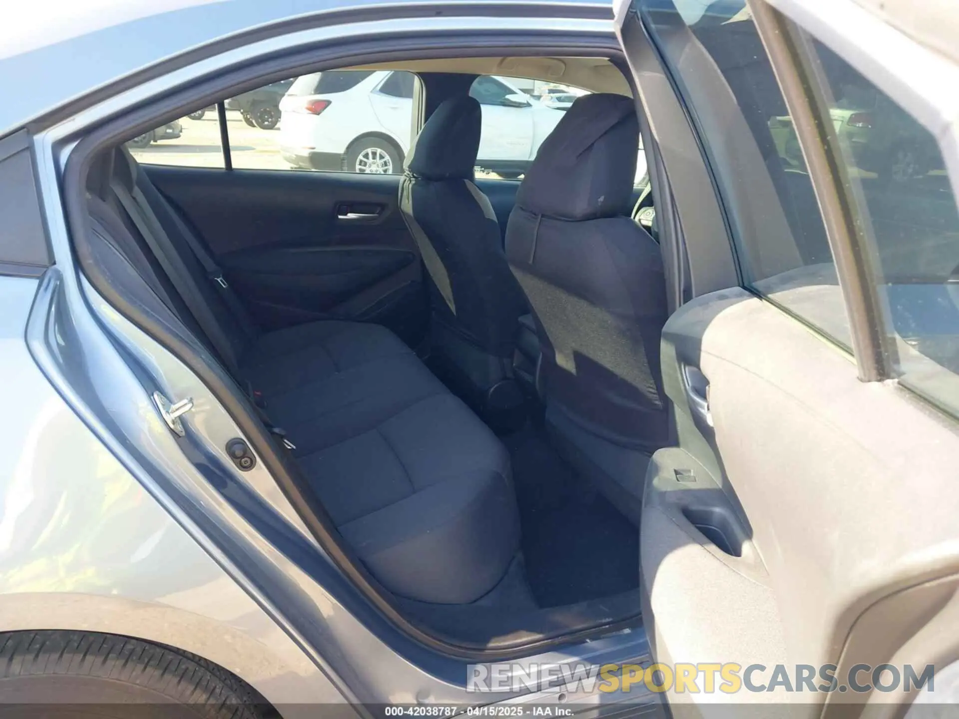 8 fotografías del automóvil dañado 5YFEPRAE6LP051528 TOYOTA COROLLA 2020