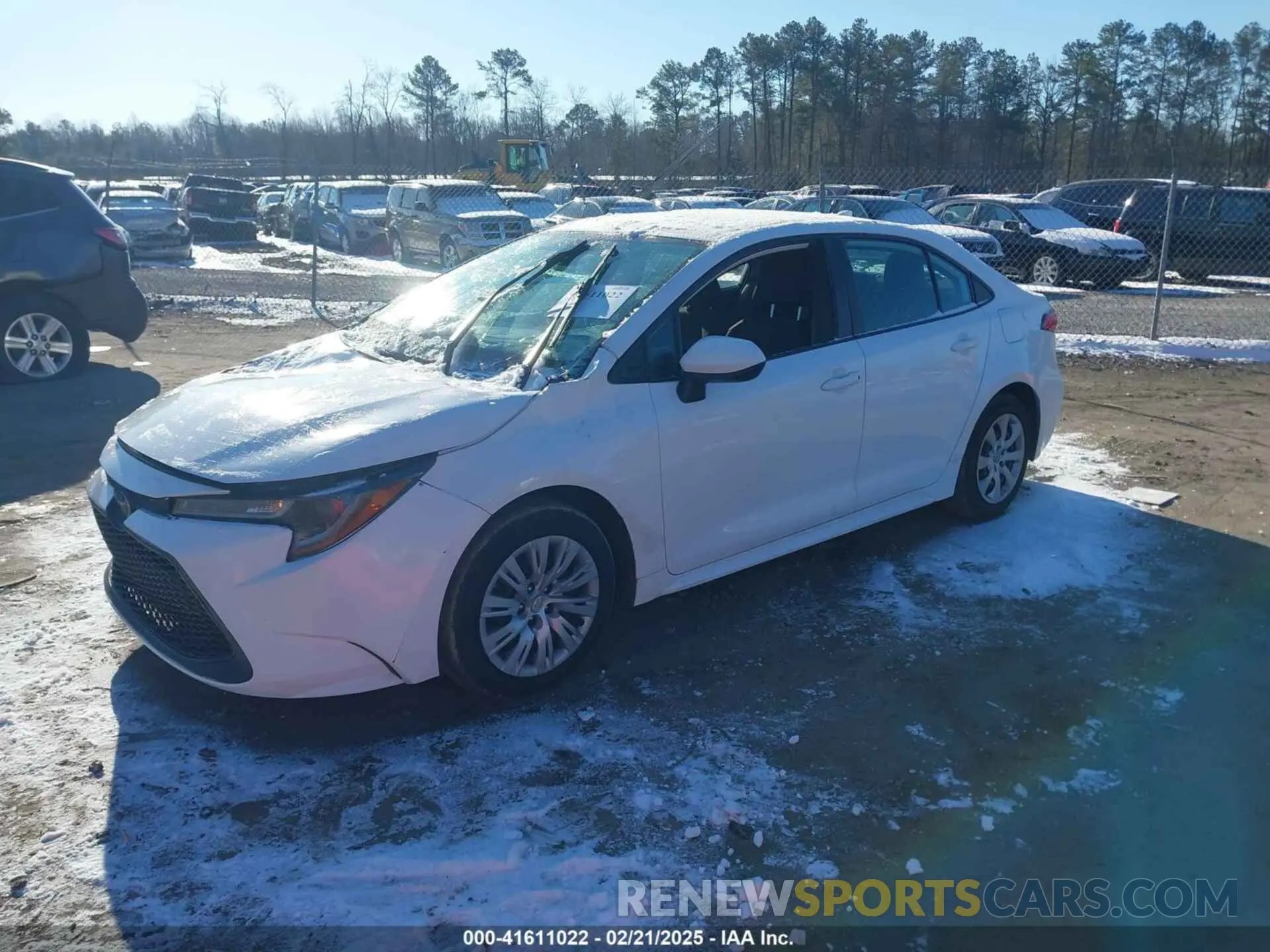 2 fotografías del automóvil dañado 5YFEPRAE6LP052615 TOYOTA COROLLA 2020